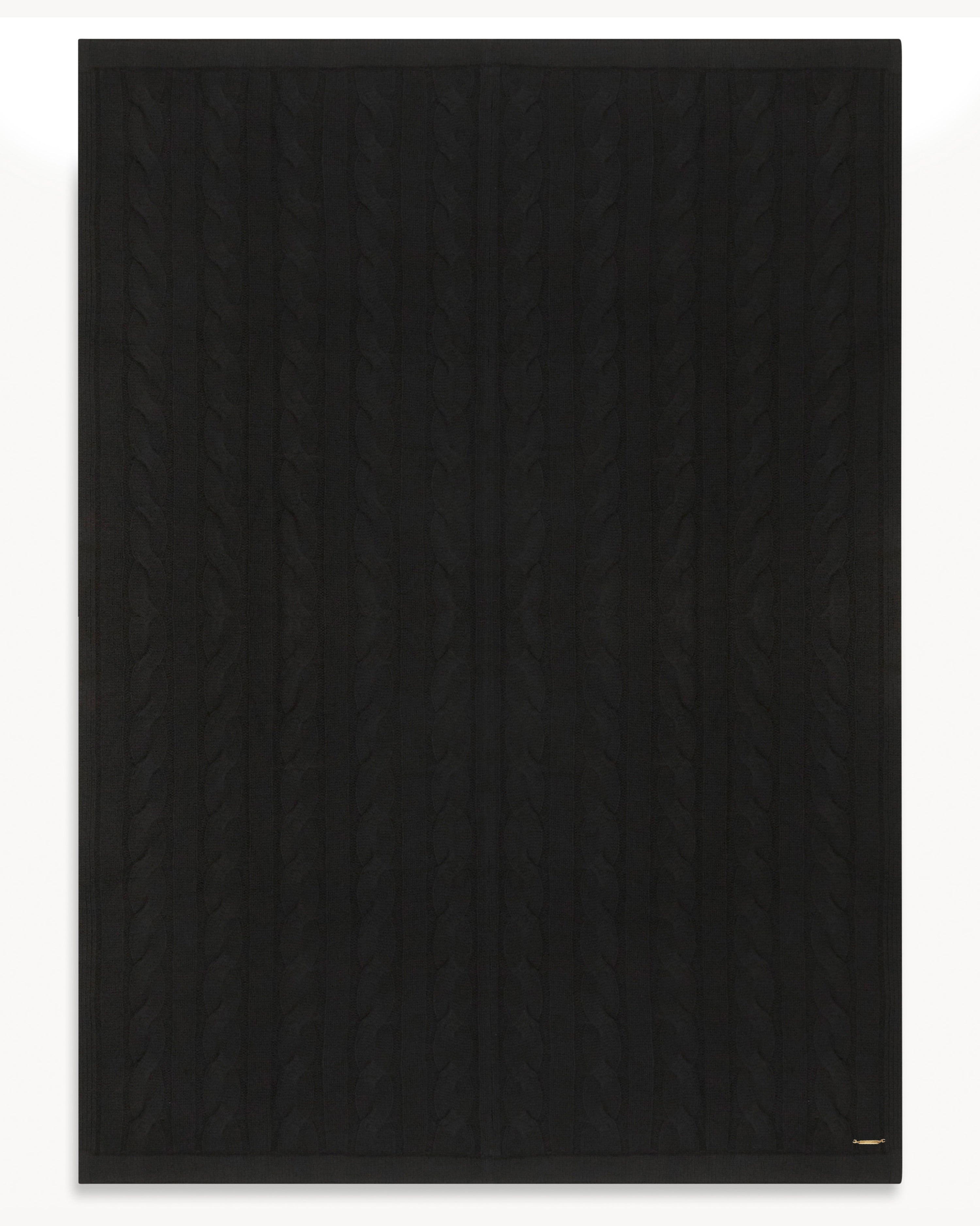 CABLE STITCH THROW - 2