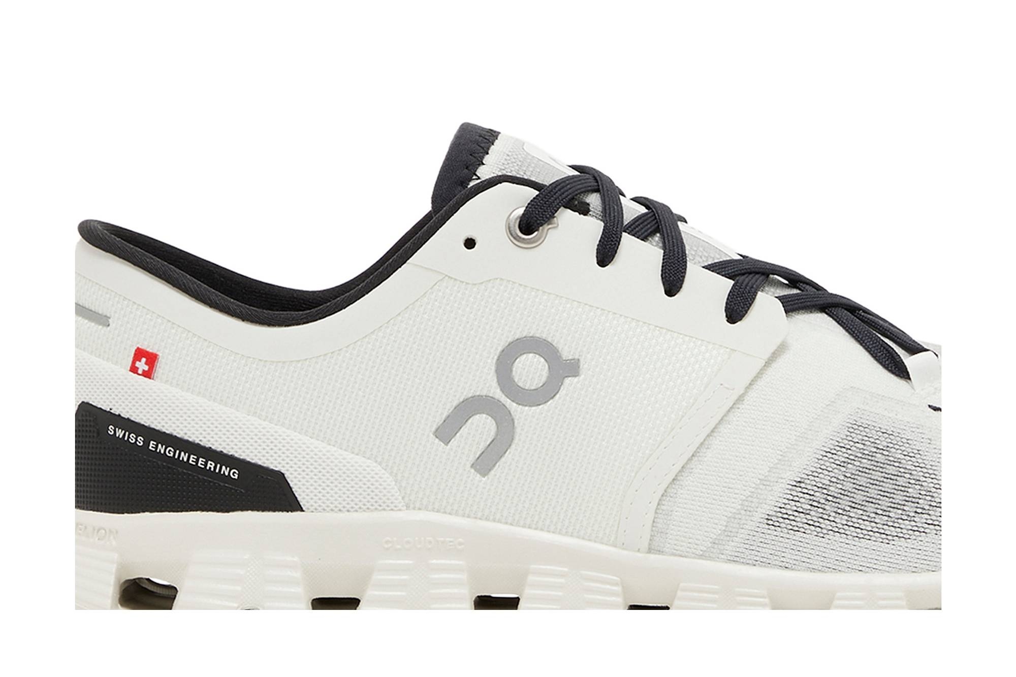 Cloud X 3 'Ivory Black' - 2