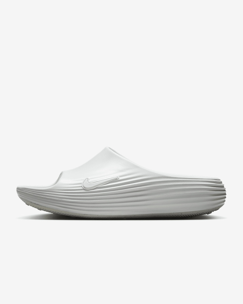 Nike Nike ReactX Rejuven8 Men's Slides outlook