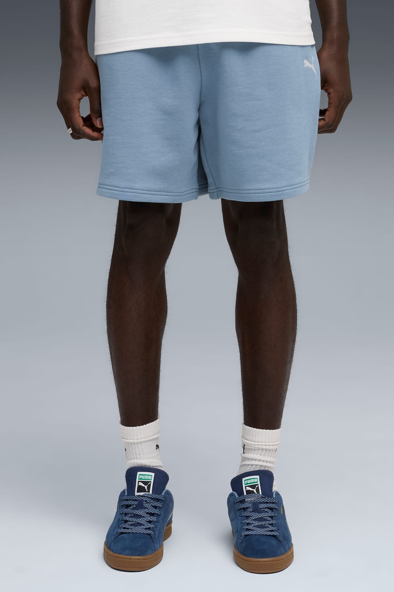 WARDROBE ESSENTIALS Men's Relaxed 7" Shorts - 3