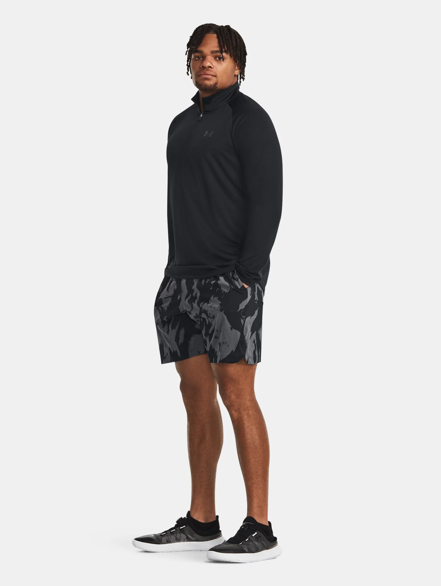 UA Elevated Woven Printed - 5