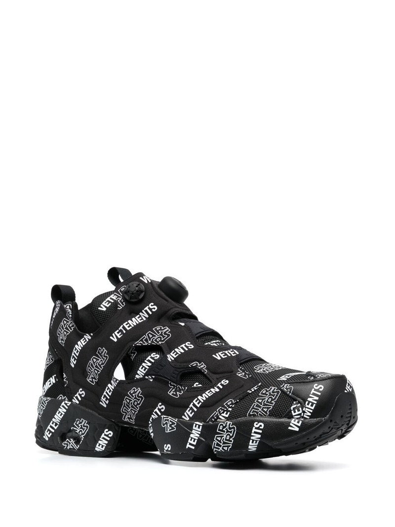 VETEMENTS logo-print chunky sneakers outlook