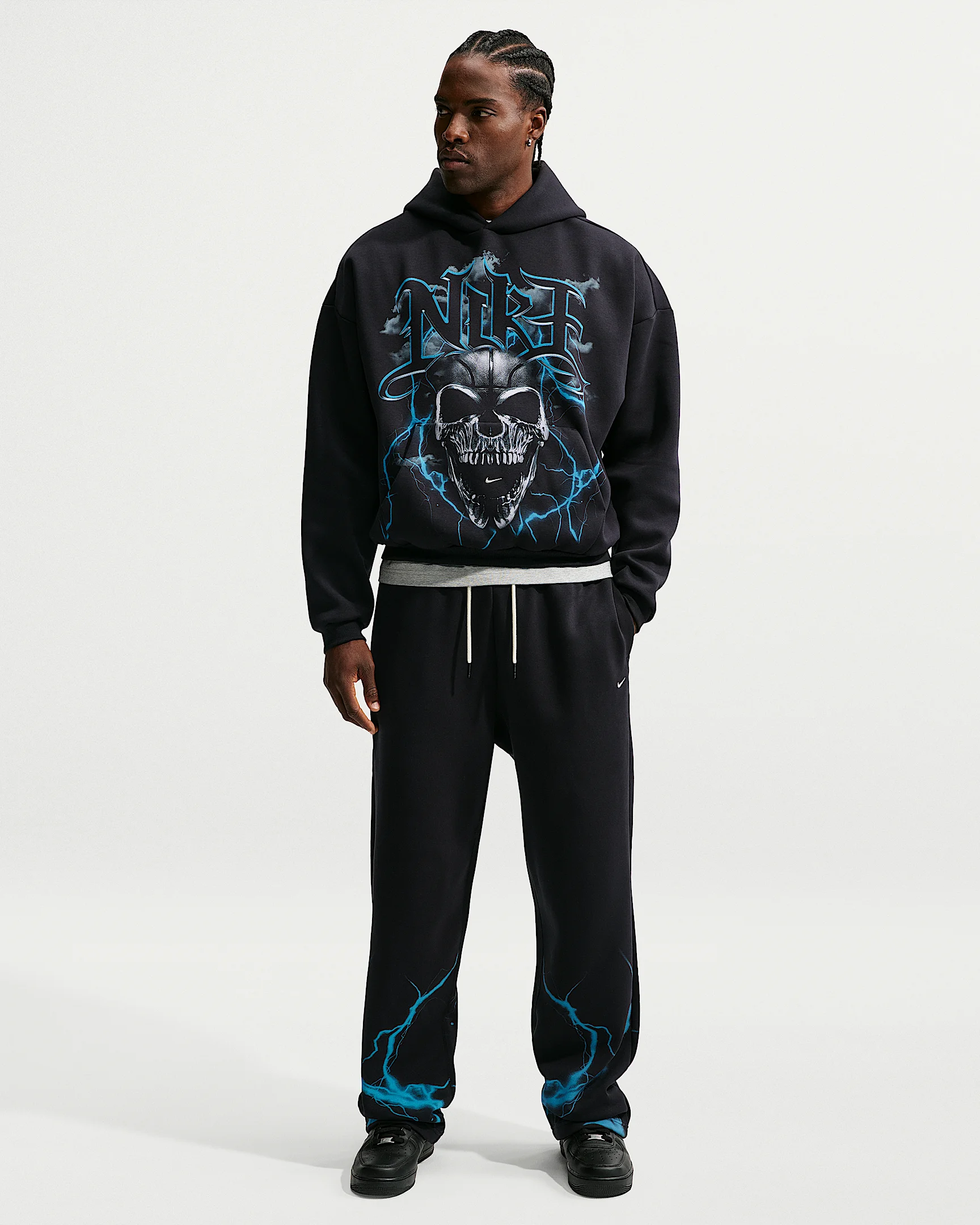 Nike Standard Issue Men's Brushed Basketball Pants - 1