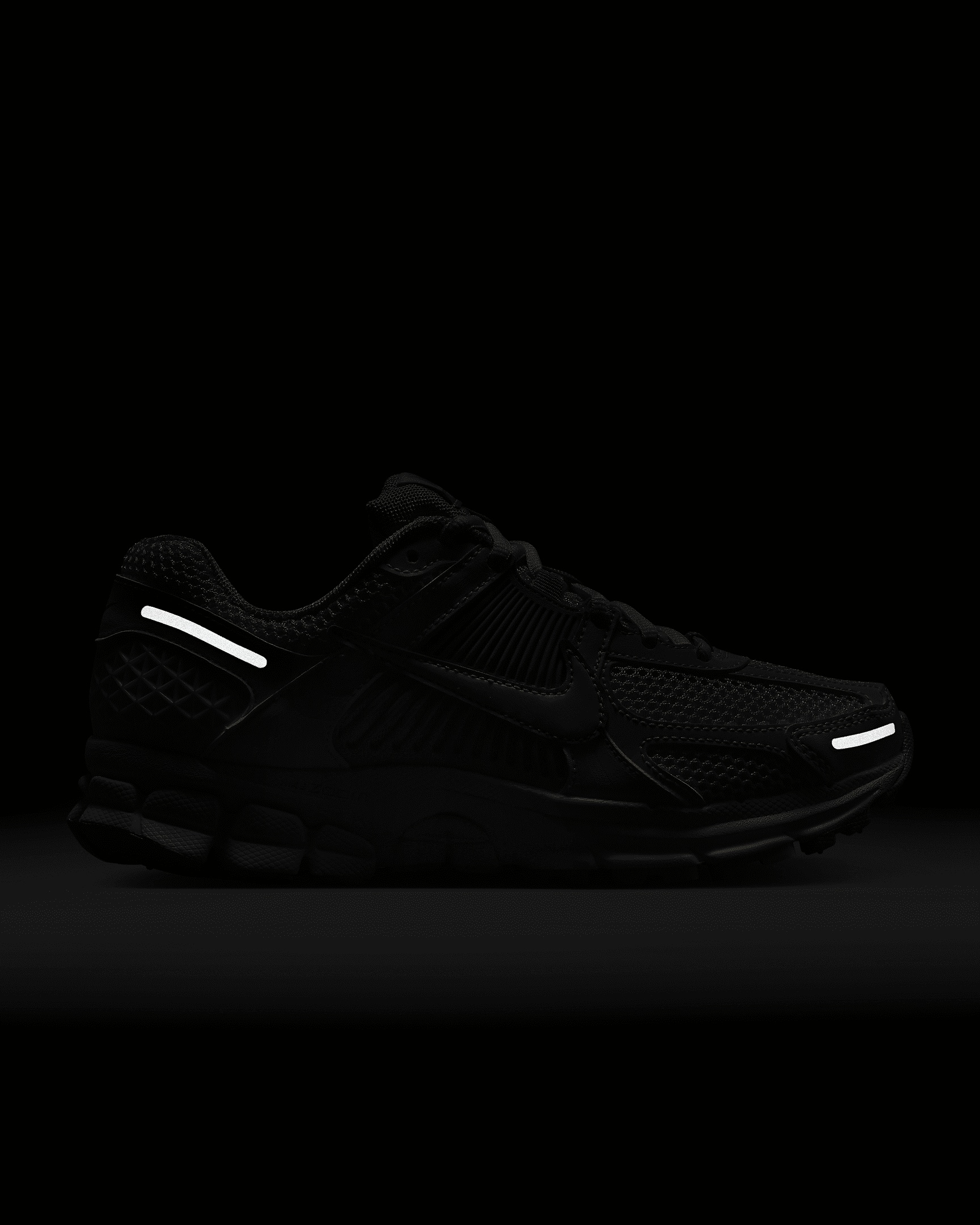 Nike Zoom Vomero 5 Women's Shoes - 12