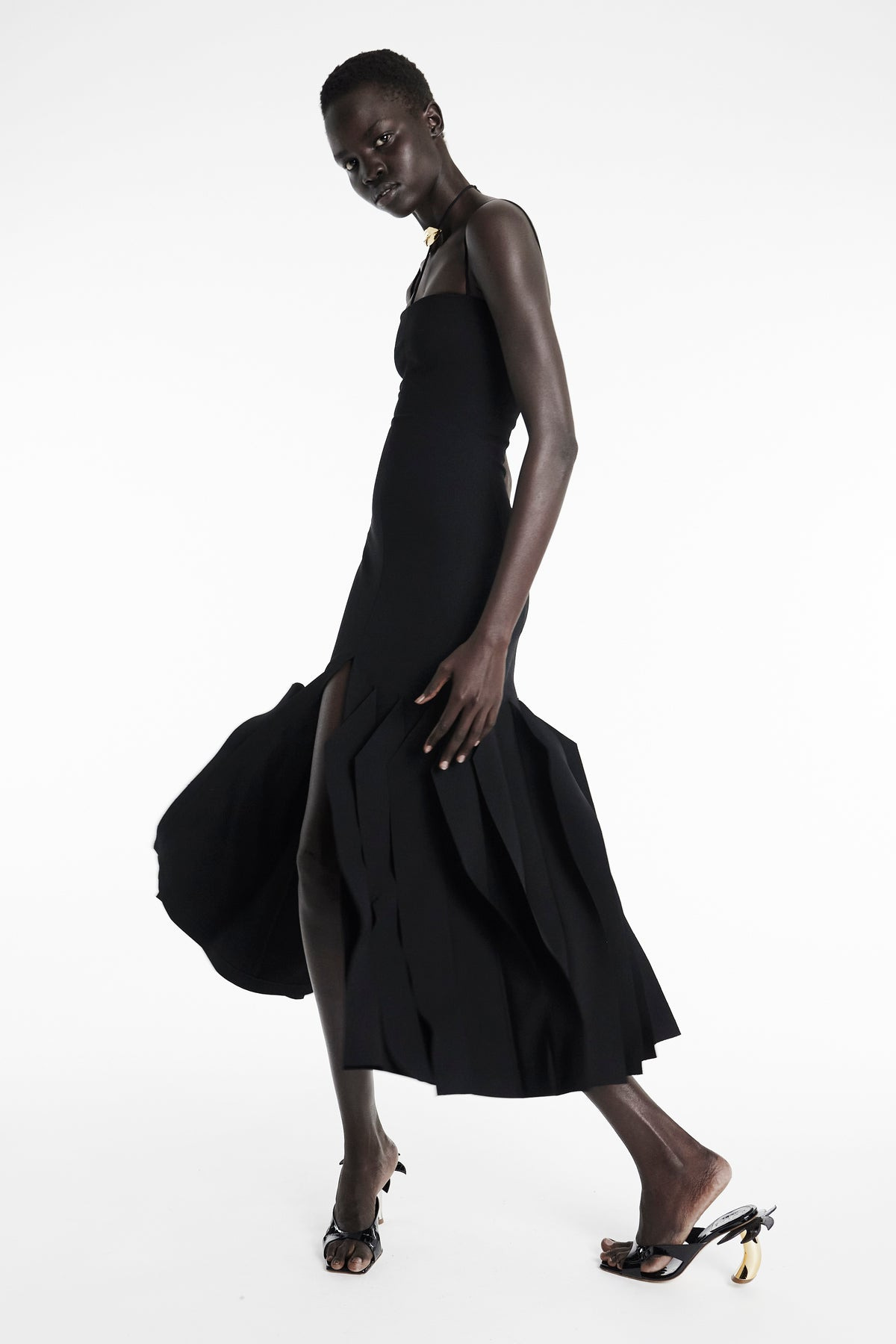 LIP CHOKER DRESS BLACK - 6