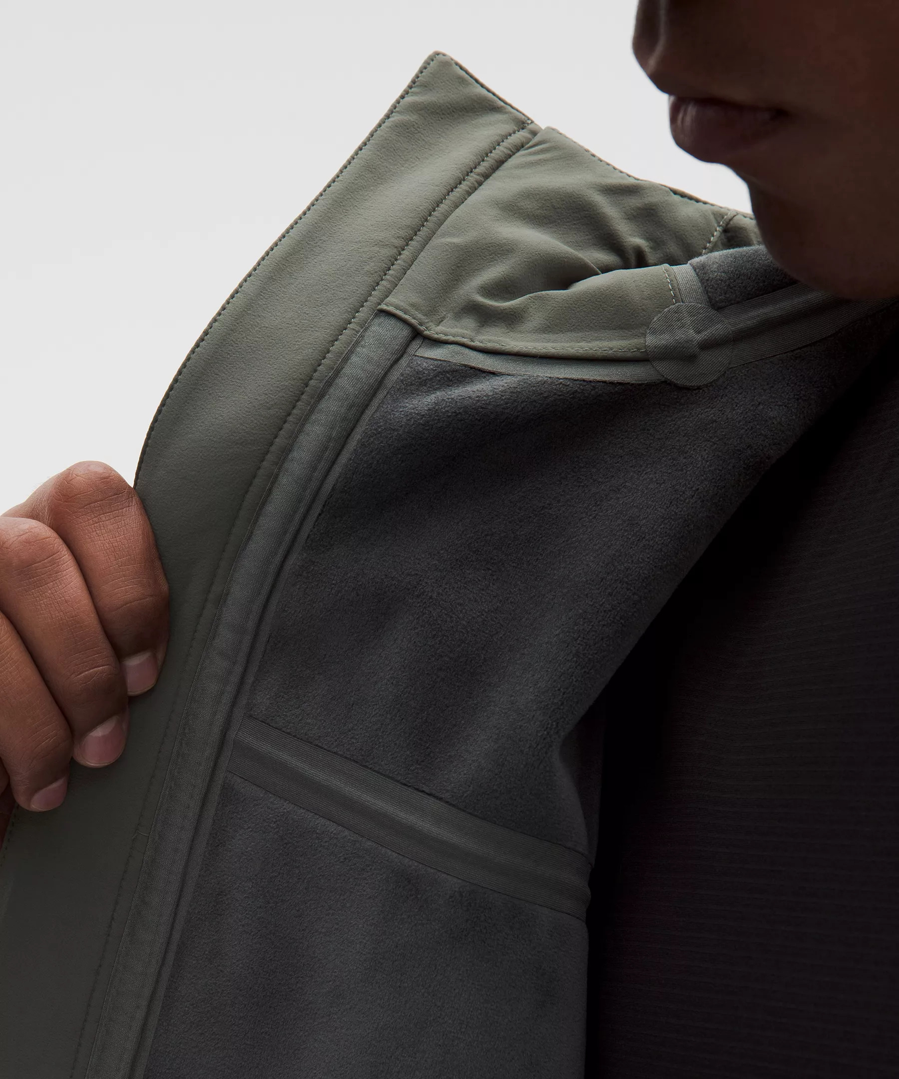 Men's Cross Chill City-to-Trail Jacket - 10
