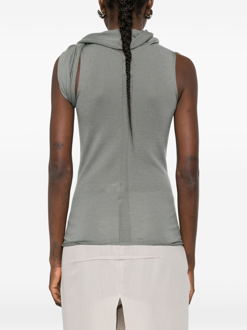 sleeveless top 4