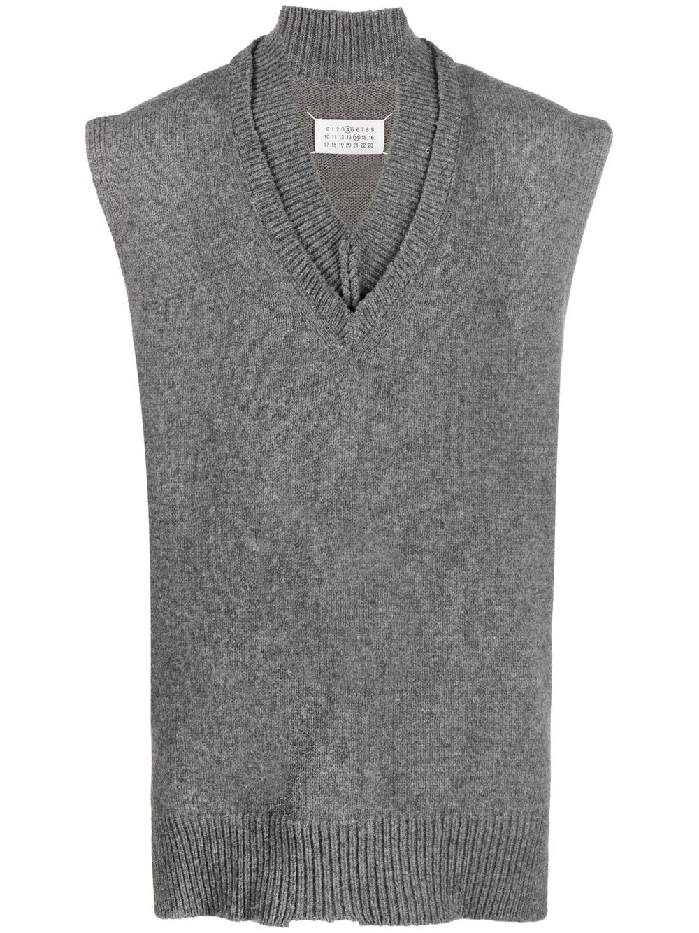 V-neck sleeveless knitted jumper - 1