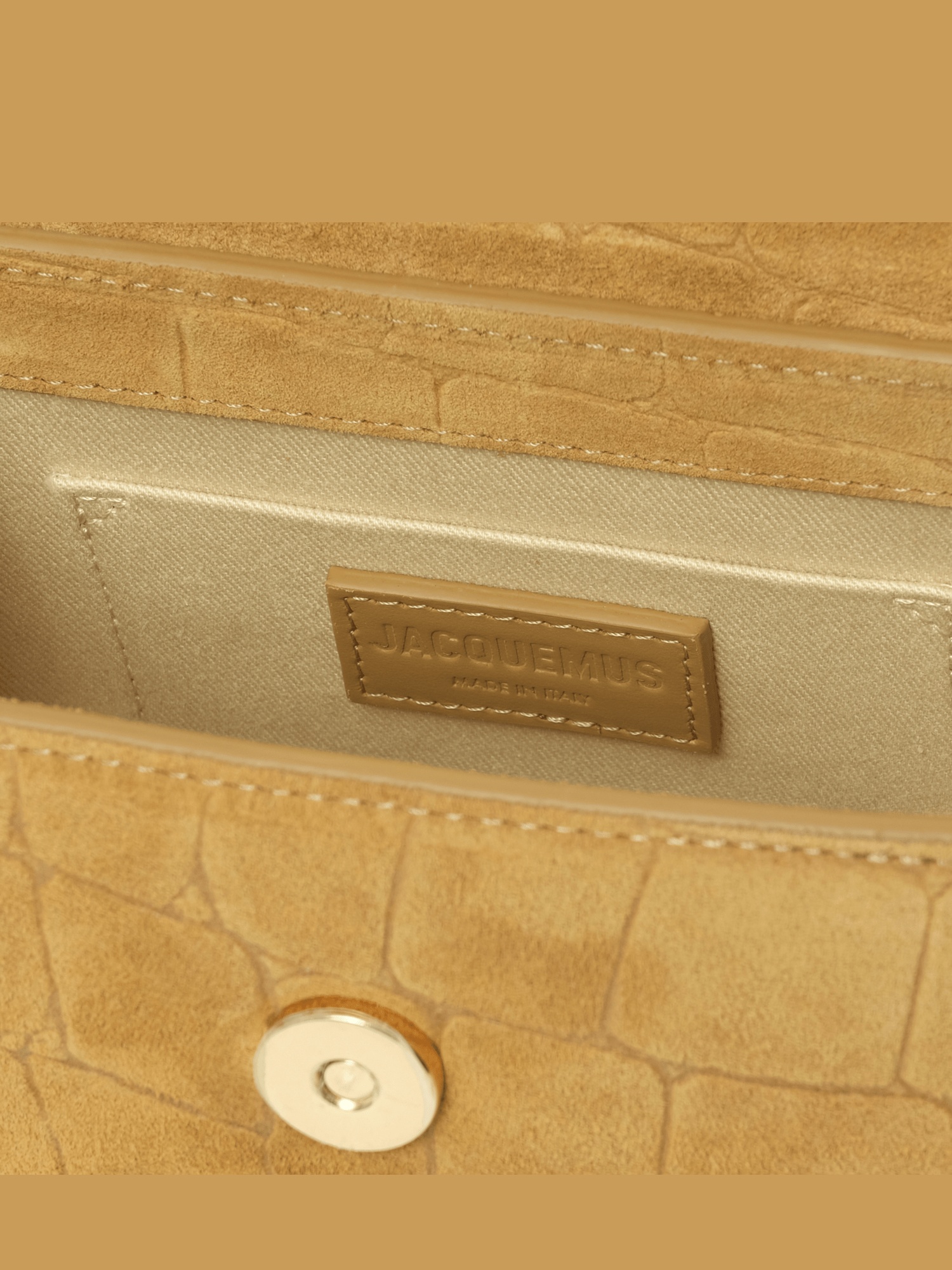 Le Chiquito Moyen Boucle in Camel - 3