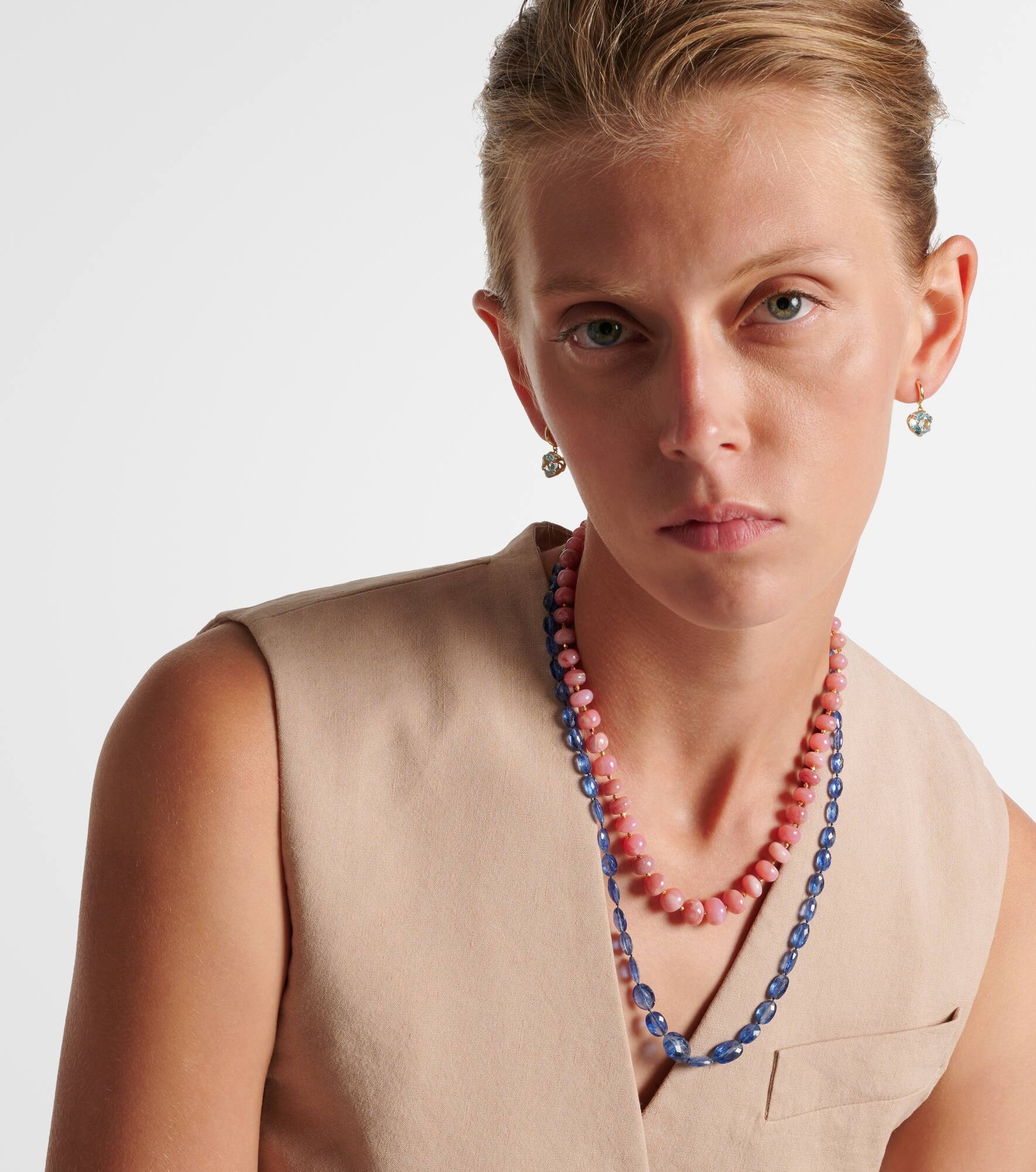 18kt white gold beaded necklace with kyanite and diamonds - 2