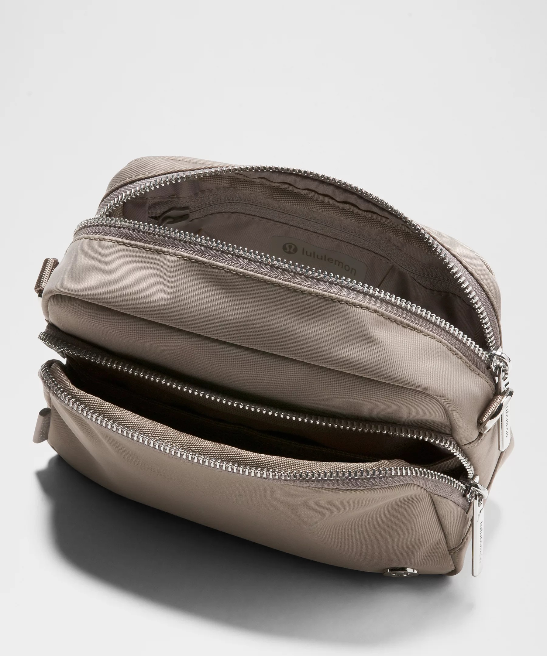 Everywhere Crossbody Bag 2L *Metal Hardware - 4