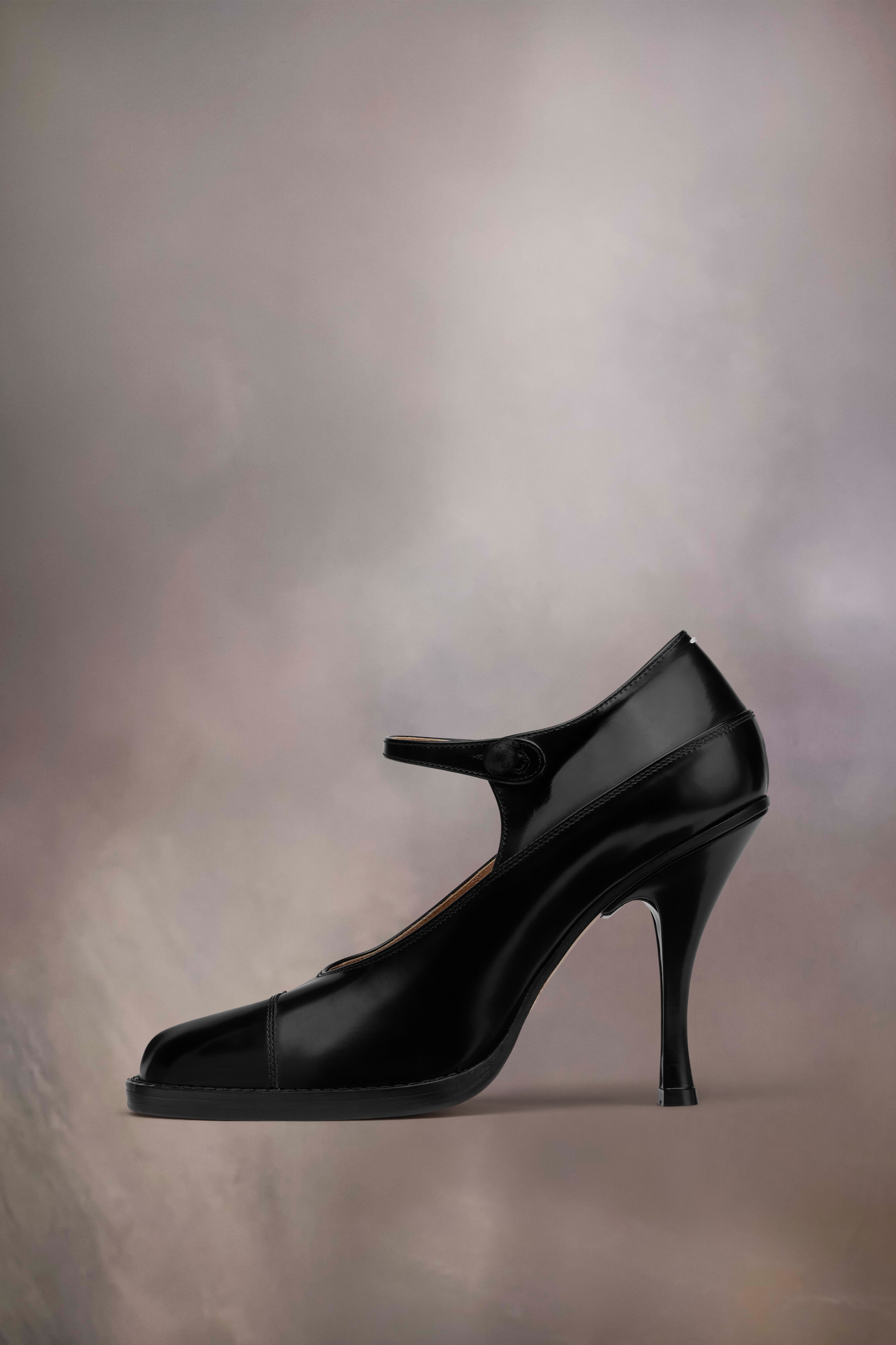 Tabi Bourgeoise Pump - 2