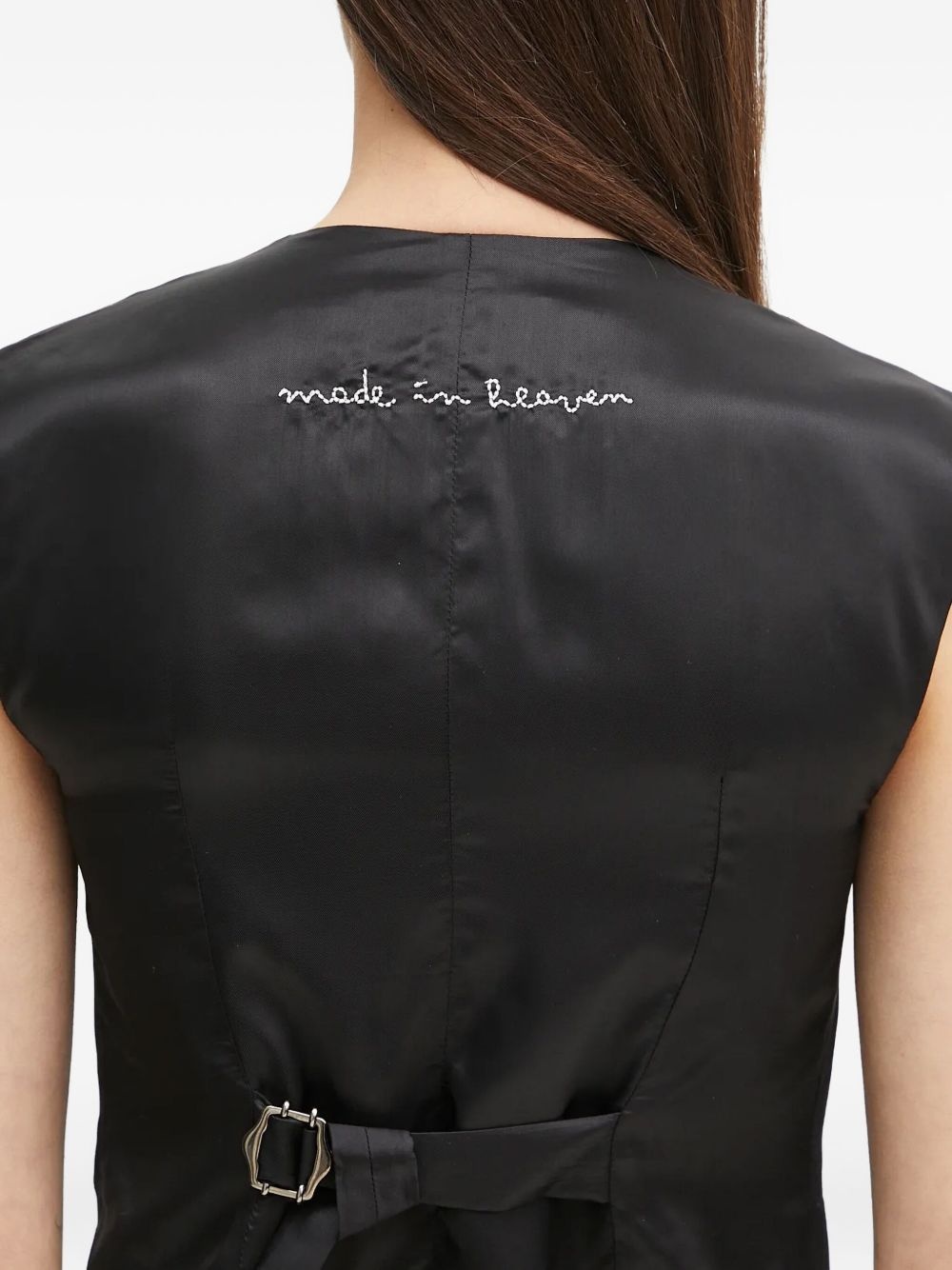 button-fastening sleeveless top - 4