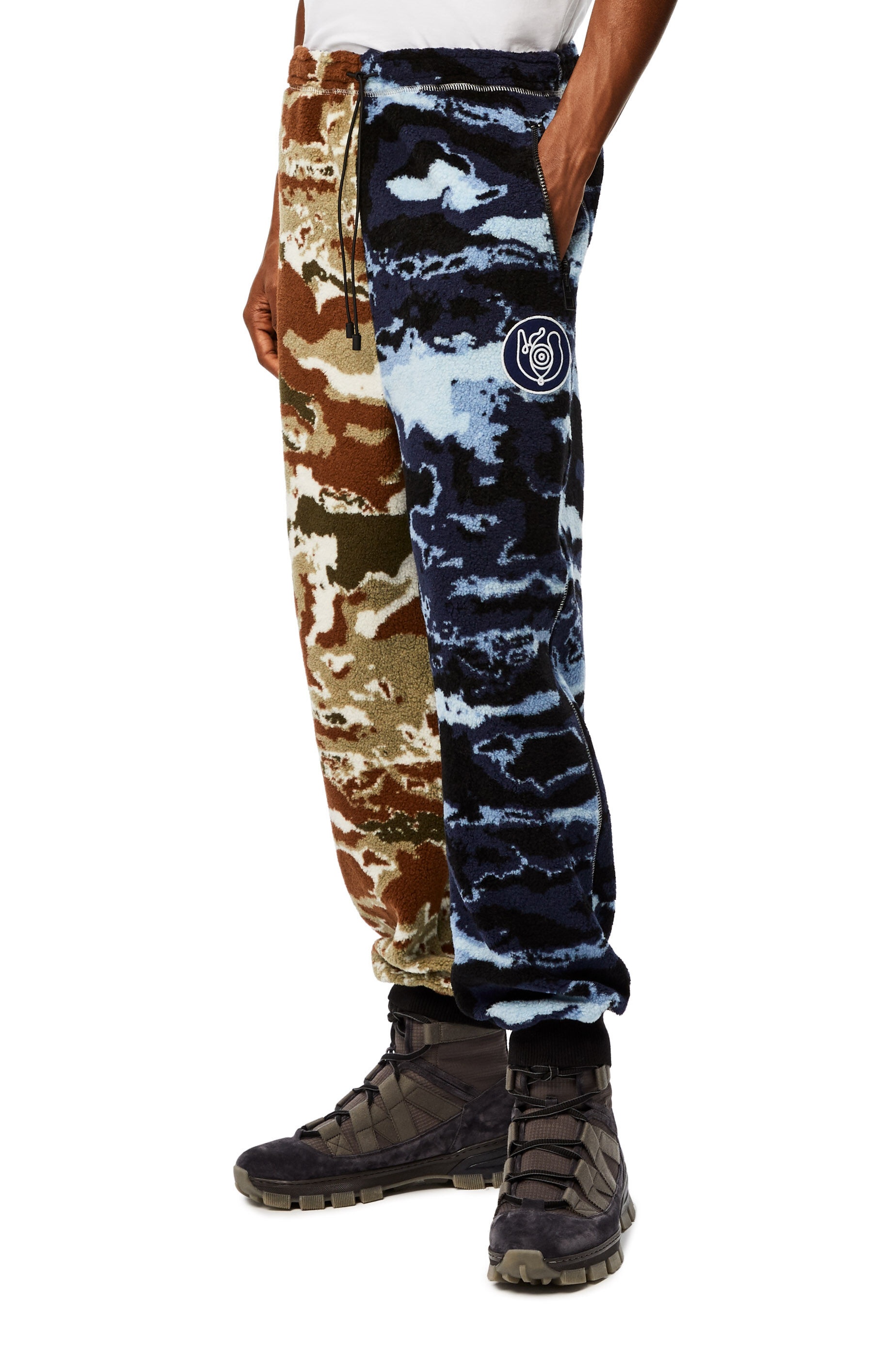 Camouflage fleece trousers - 3