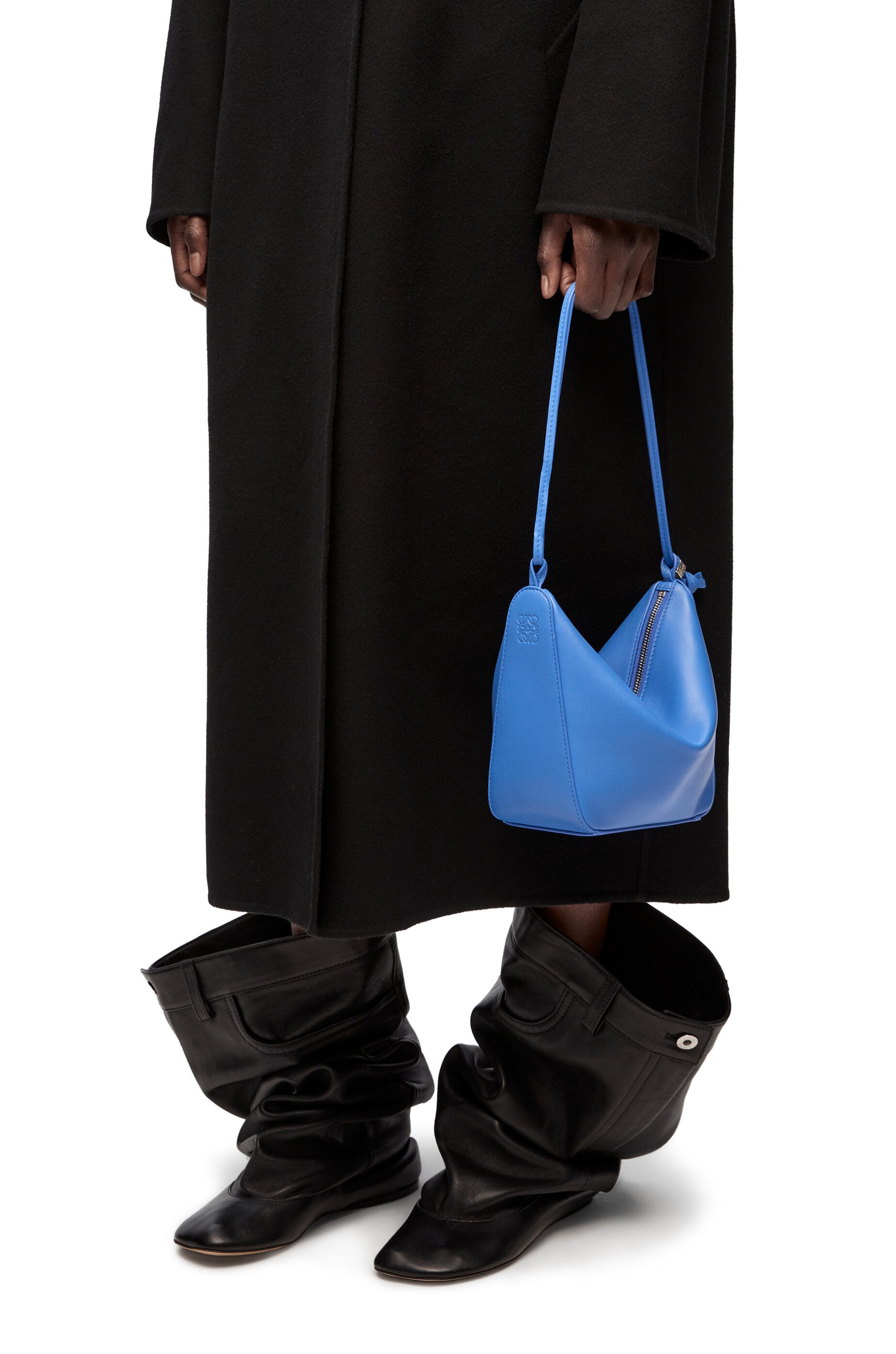 Mini Hammock Hobo bag in classic calfskin - 2
