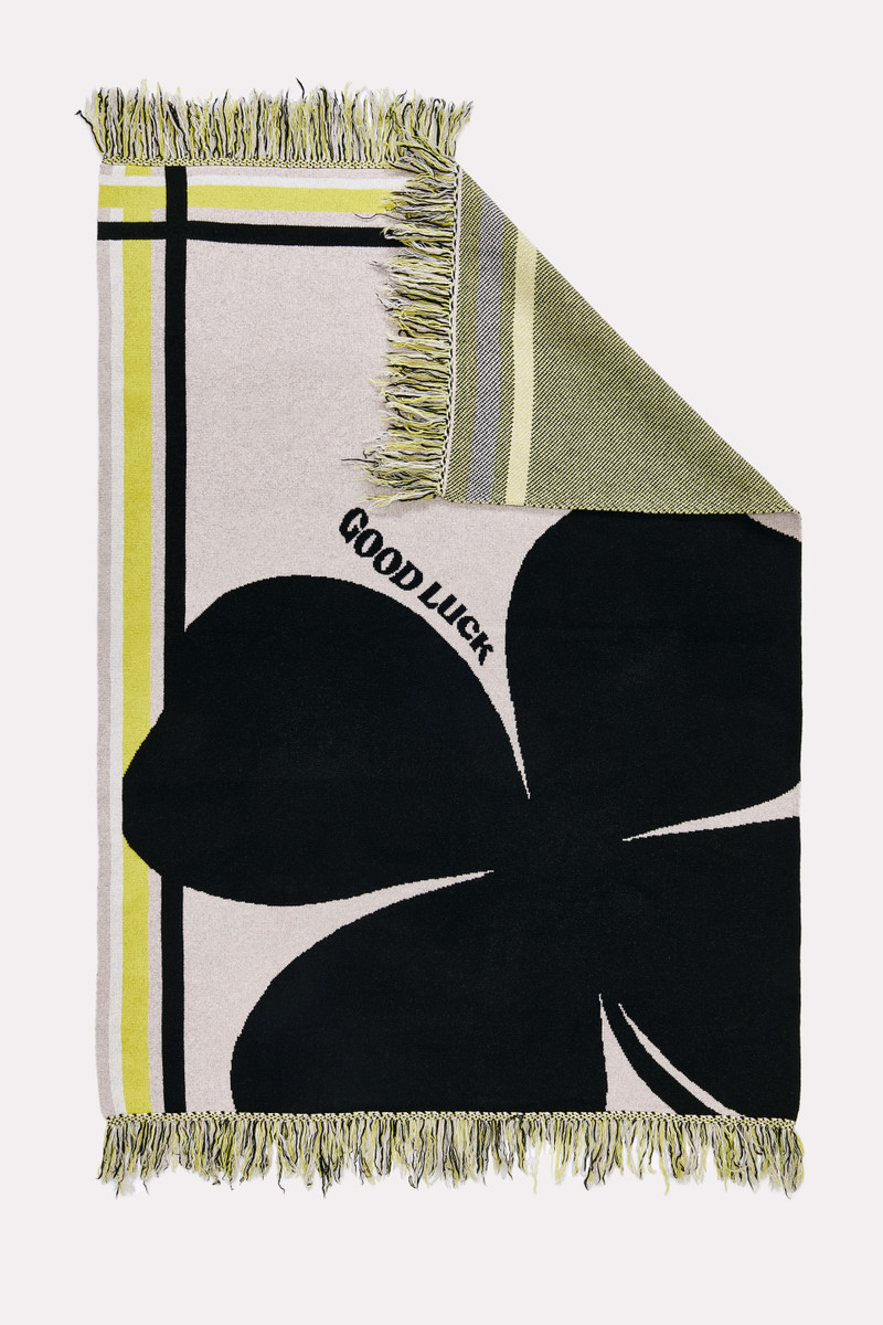 LUCKY CLOVER blanket 7