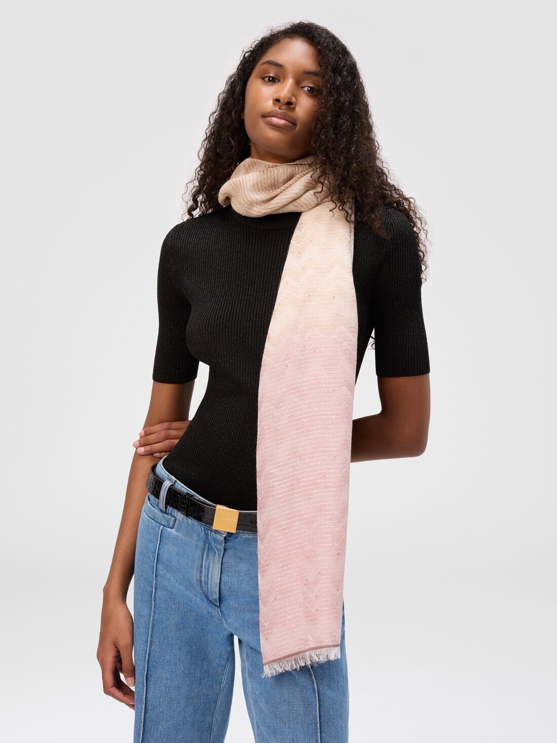 Stole with zig zag logo print and sequins - 3