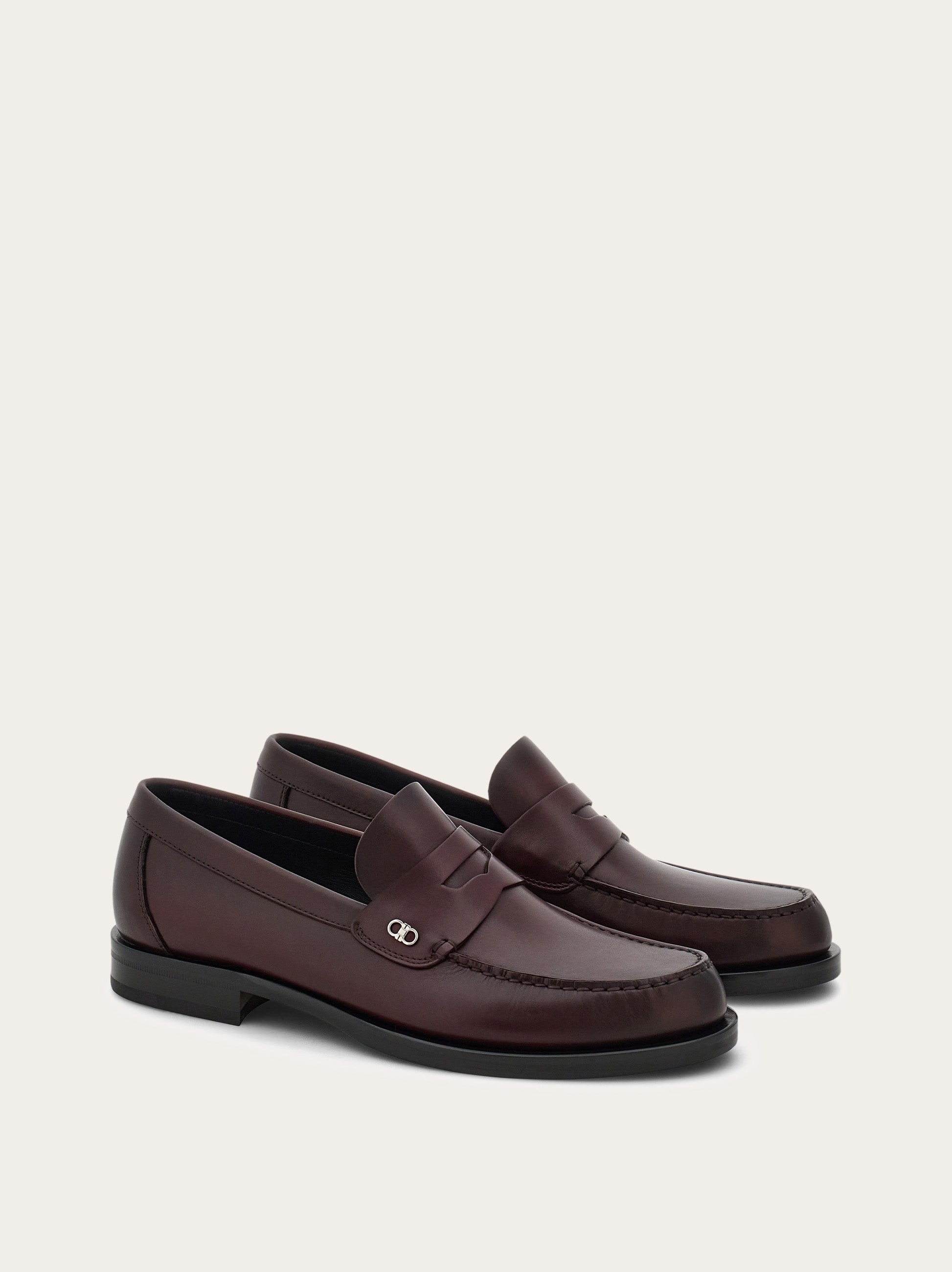 Penny loafer with Gancini ornament - 4