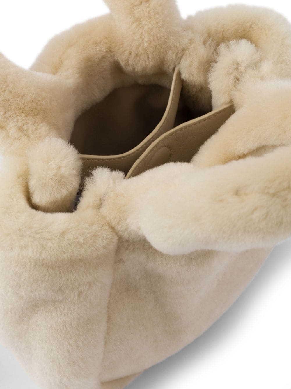 mini triangle-logo shearling tote bag - 5