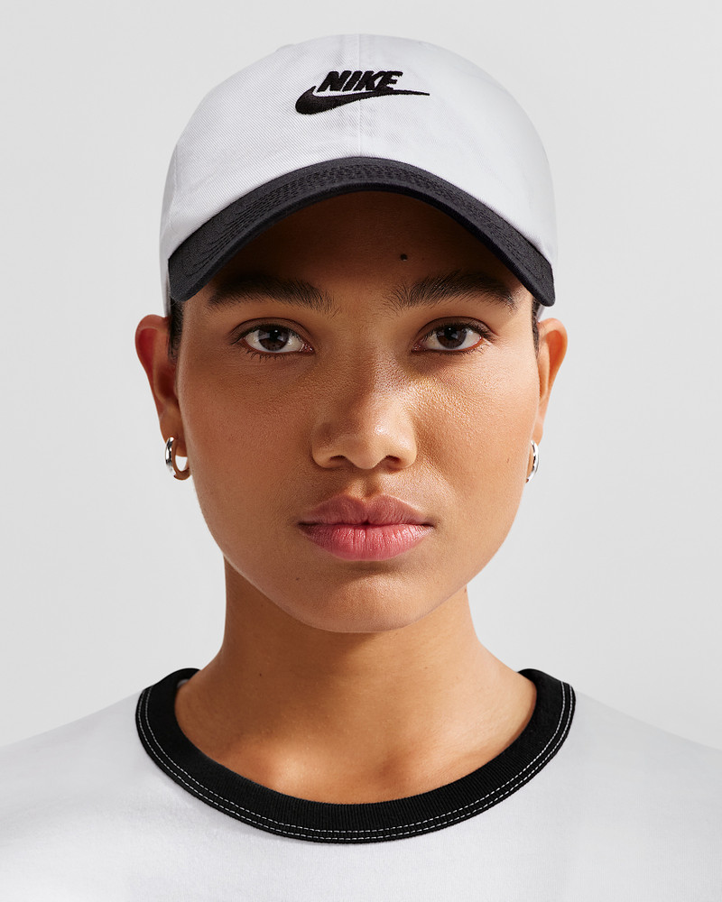 Nike Club Unstructured Futura Wash Cap 1