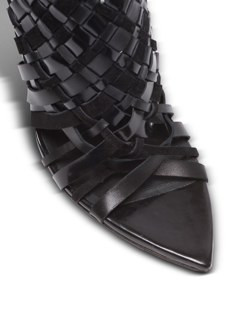 Balmain Fringed patent leather sandals outlook