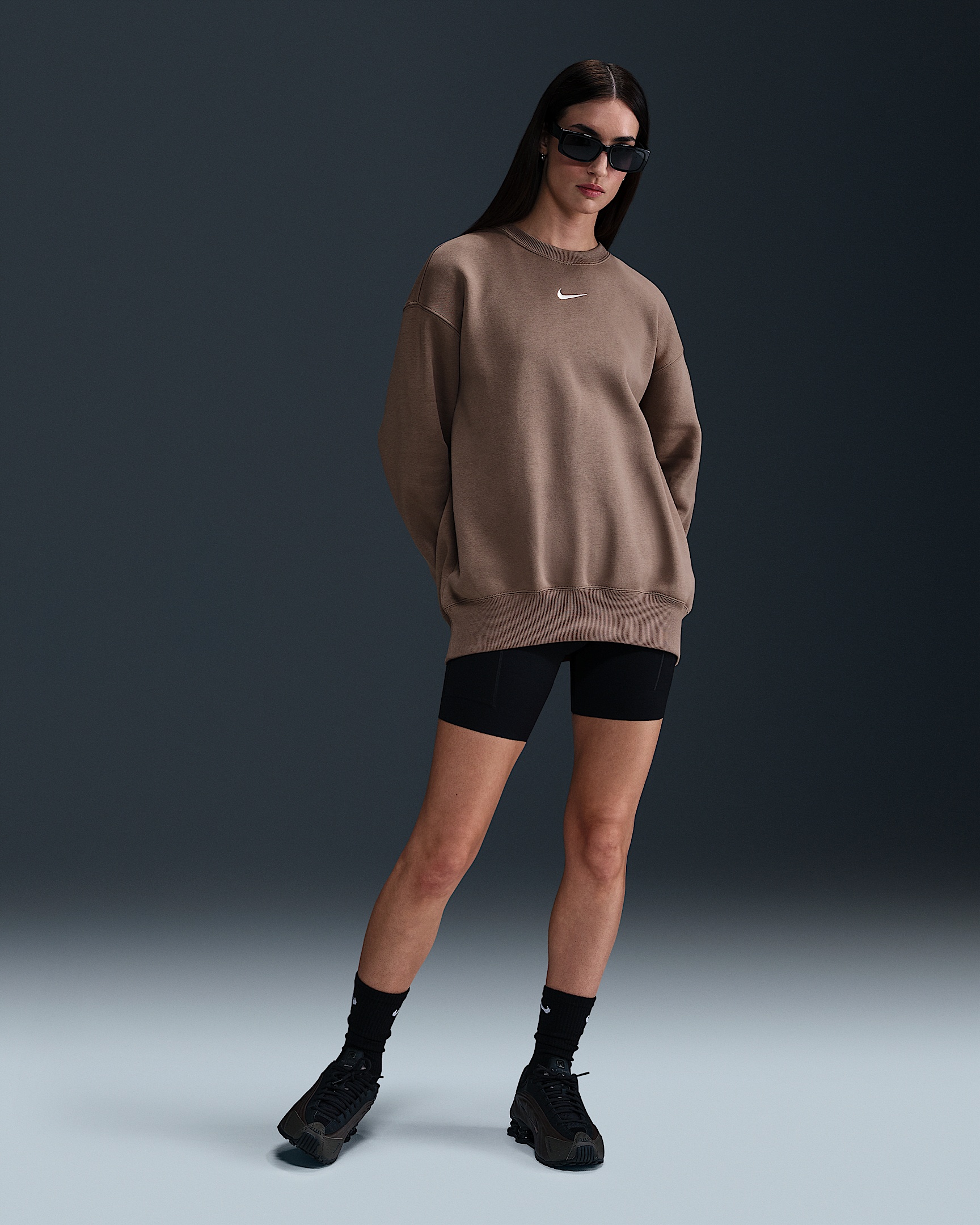 Nike Sportswear Phoenix Fleece Women's Oversized Crew-Neck Sweatshirt - 4