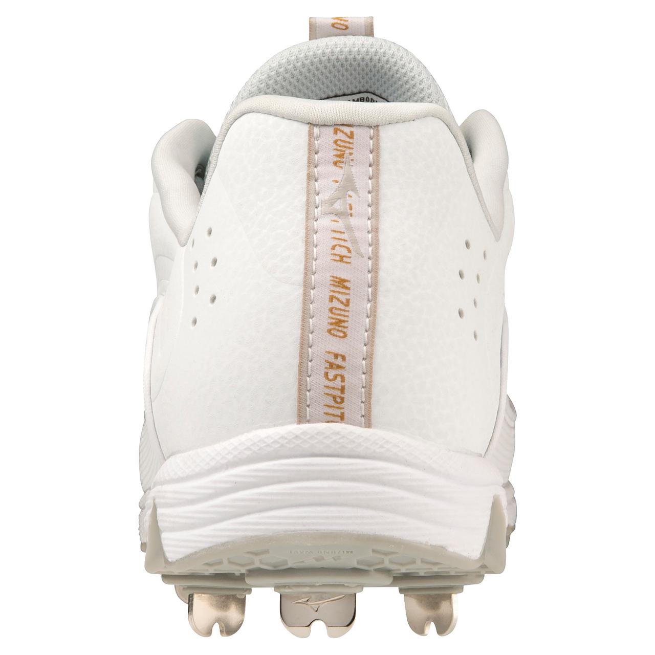 9-Spike Swift 8 Low Women's Metal Fastpitch Softball Cleat - 5