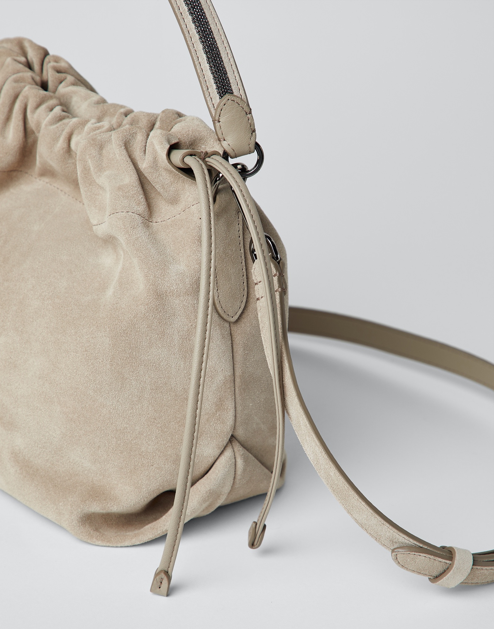 Suede bucket bag with Precious handle - 3
