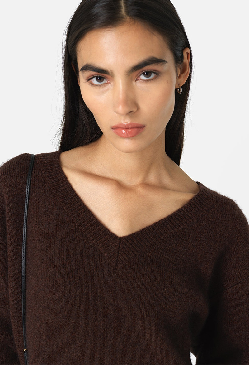 FOGGY WOOL V NECK SWEATER 1