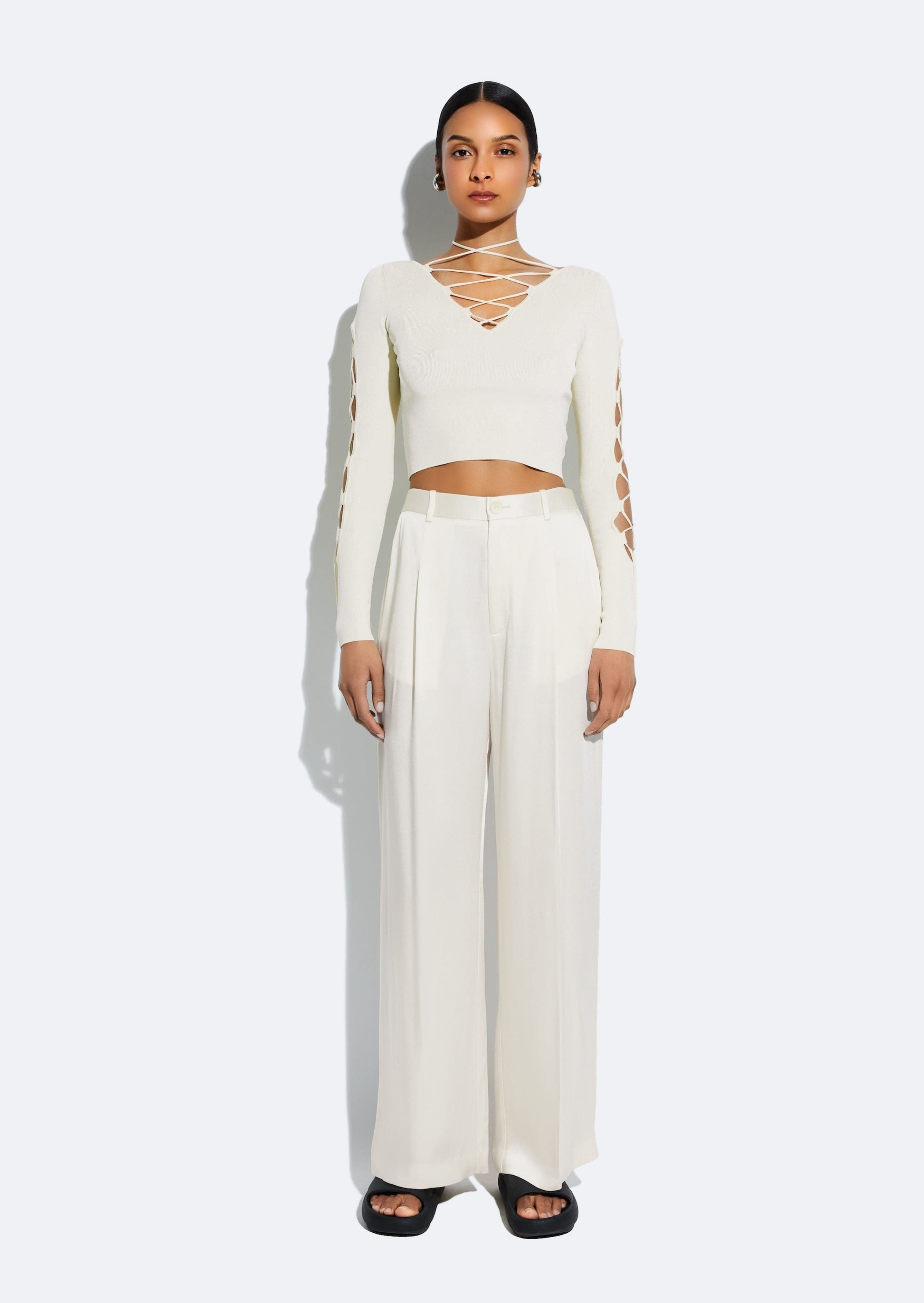 Satin Relaxed Pleated Pant - 3