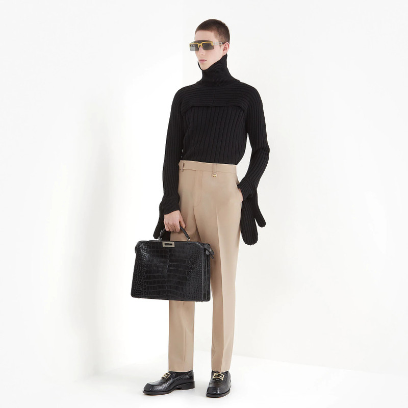 FENDI Black leather loafers outlook