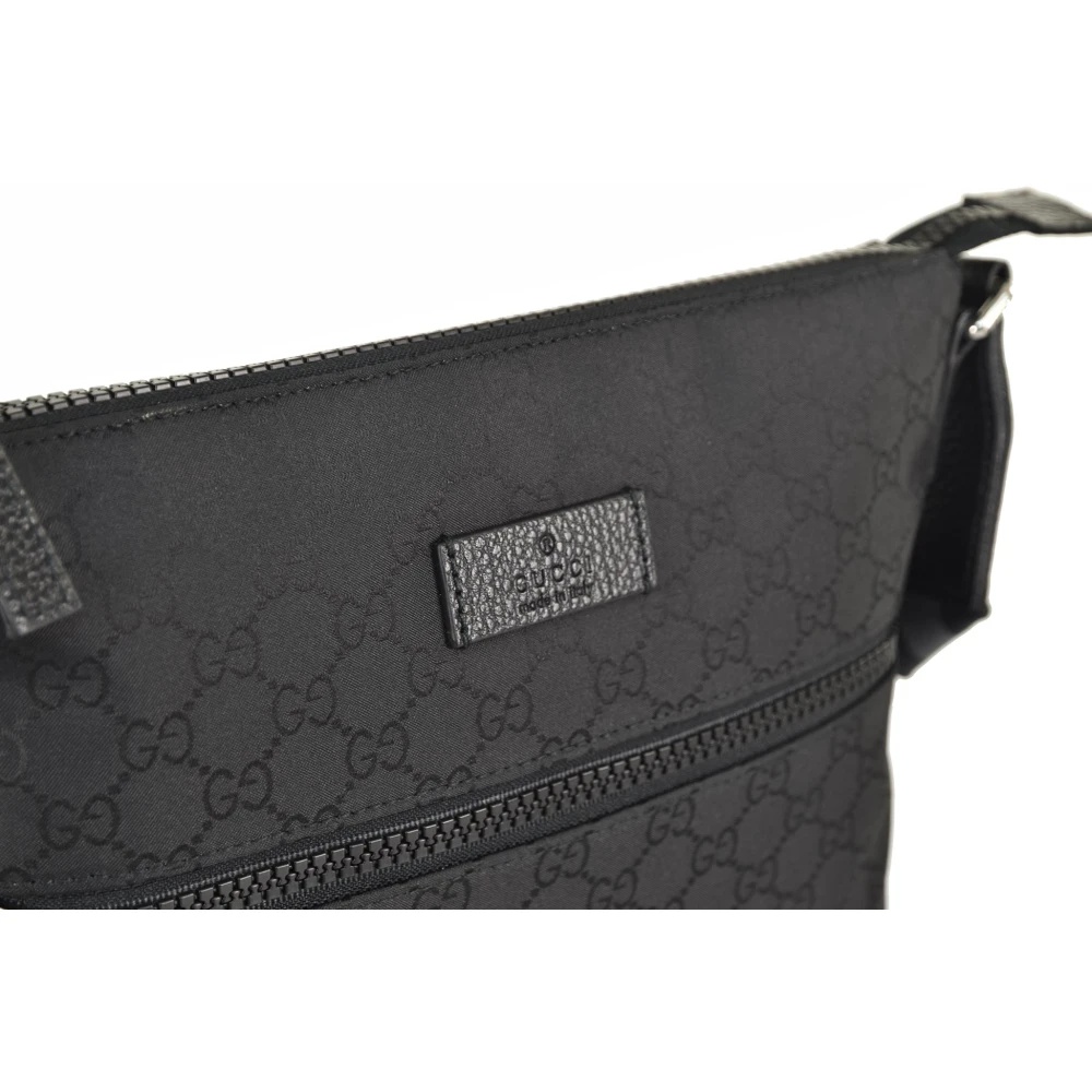 GUCCI LOGO-PATCH MESSENGER BAG | miinto | REVERSIBLE