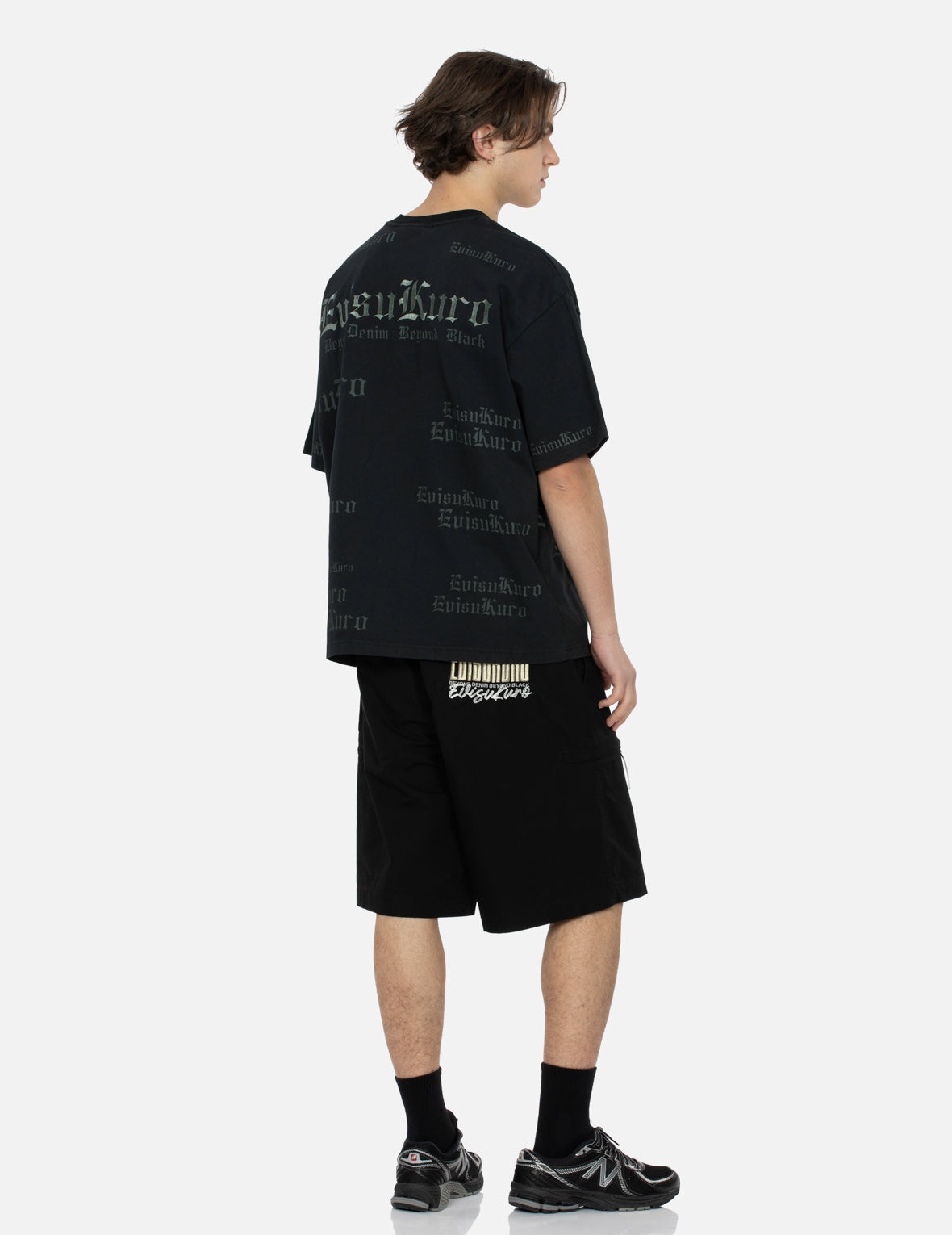 Logo Embroidery Relax Fit Shorts - 3