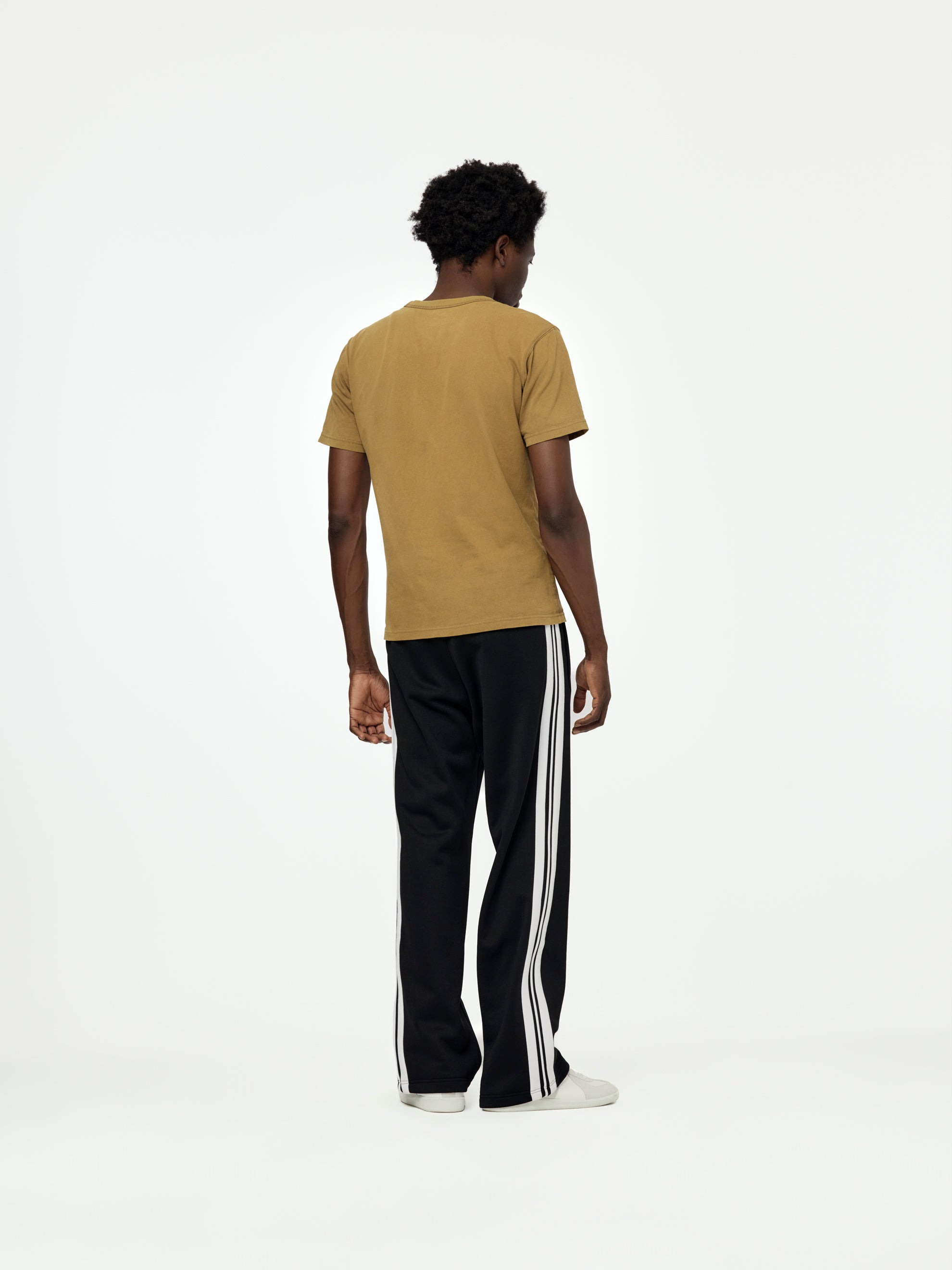 RECYCLED NYLON BLEND TRACKPANTS (BLACK) - 4