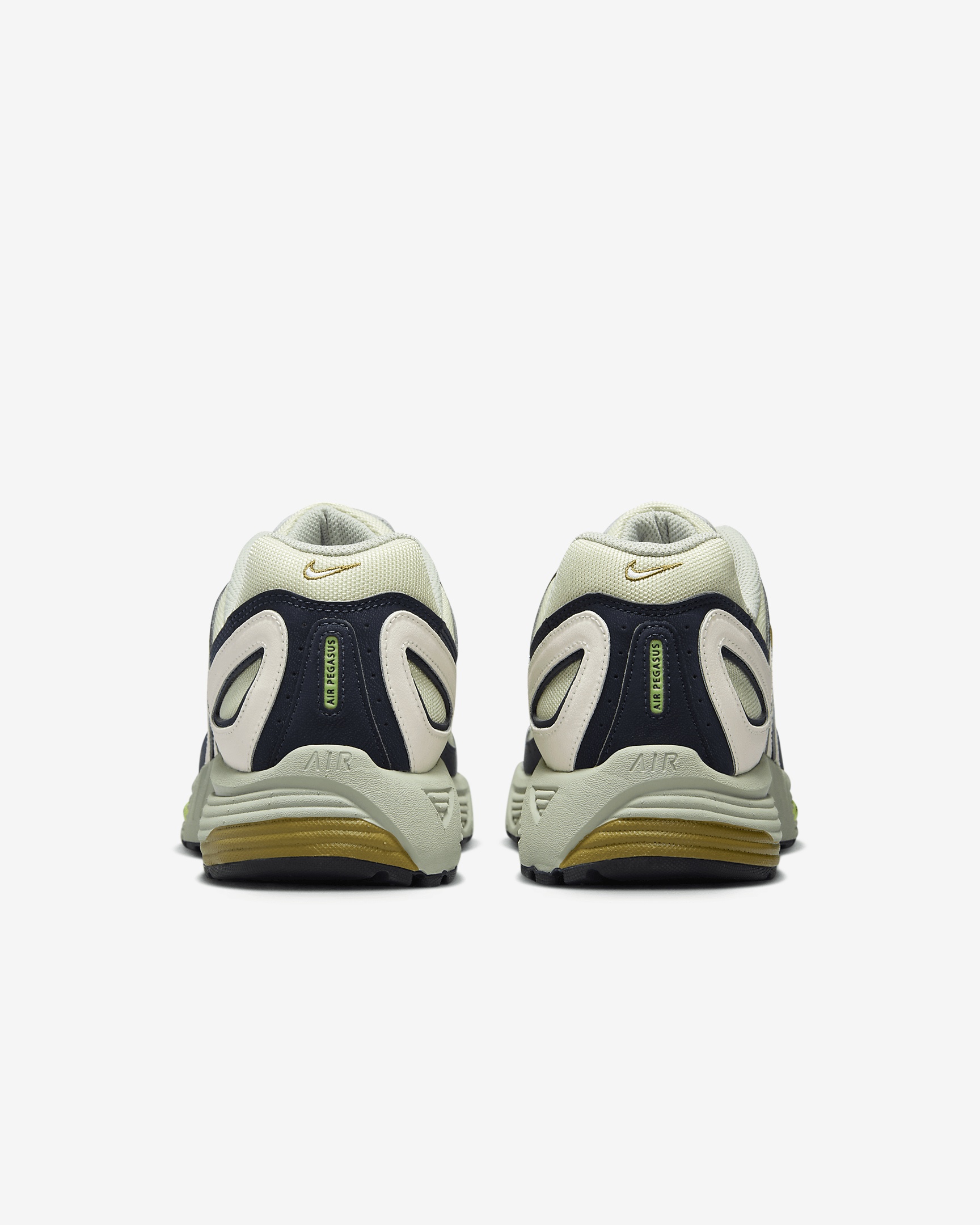 Nike Air Pegasus 2005 Men's Shoes - 6