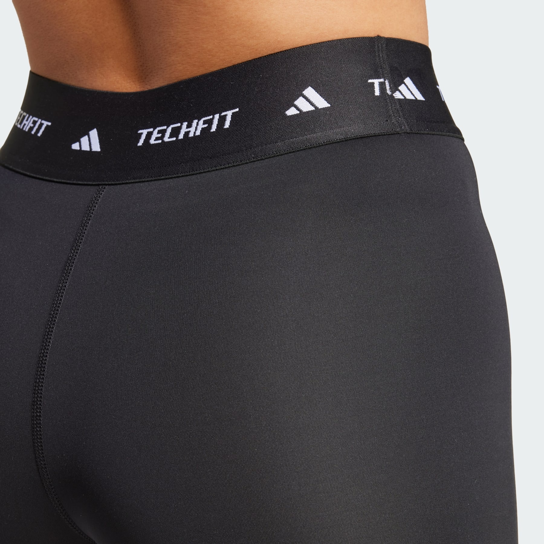 Techfit Short Leggings - 6