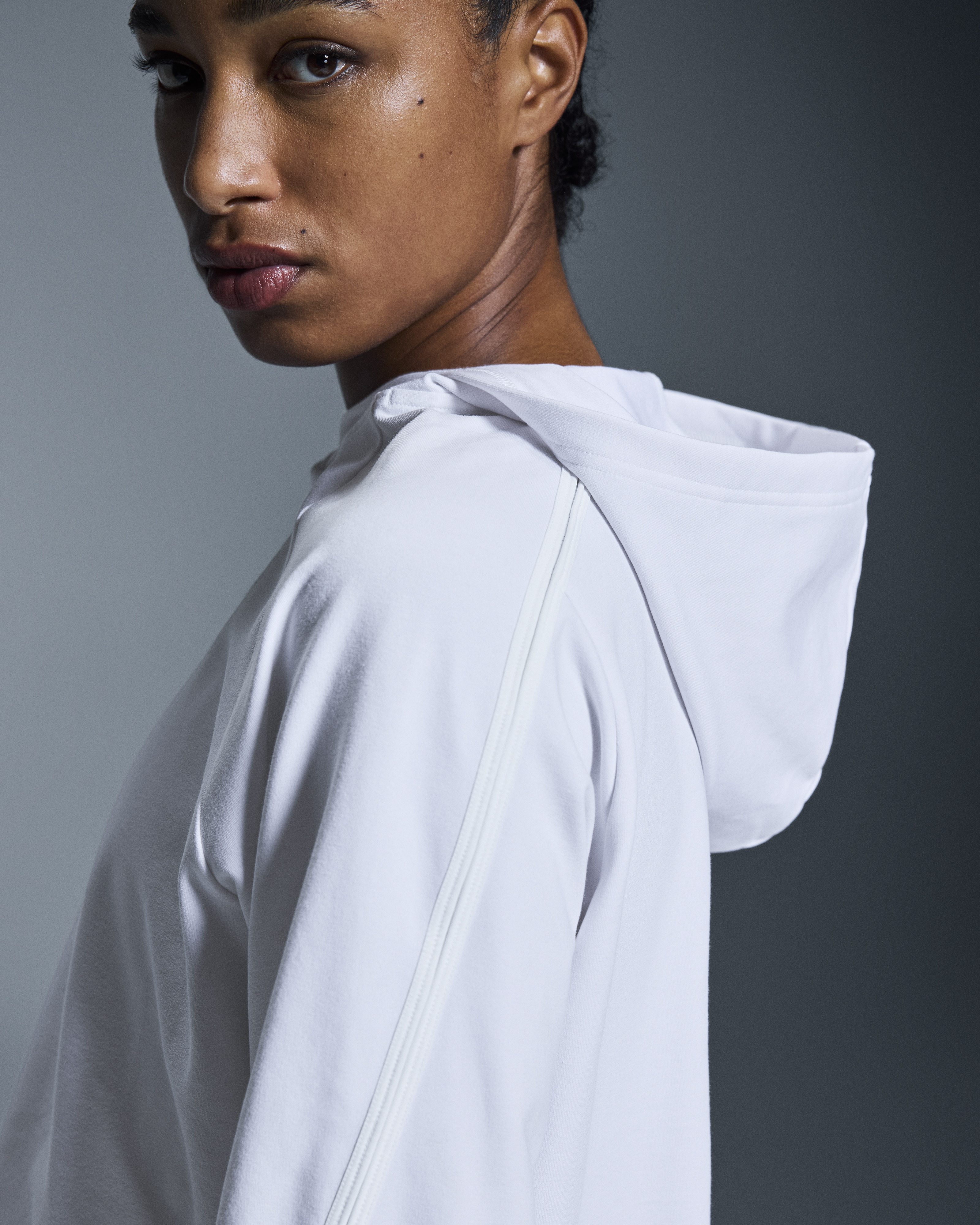 Studio Hoodie - 4