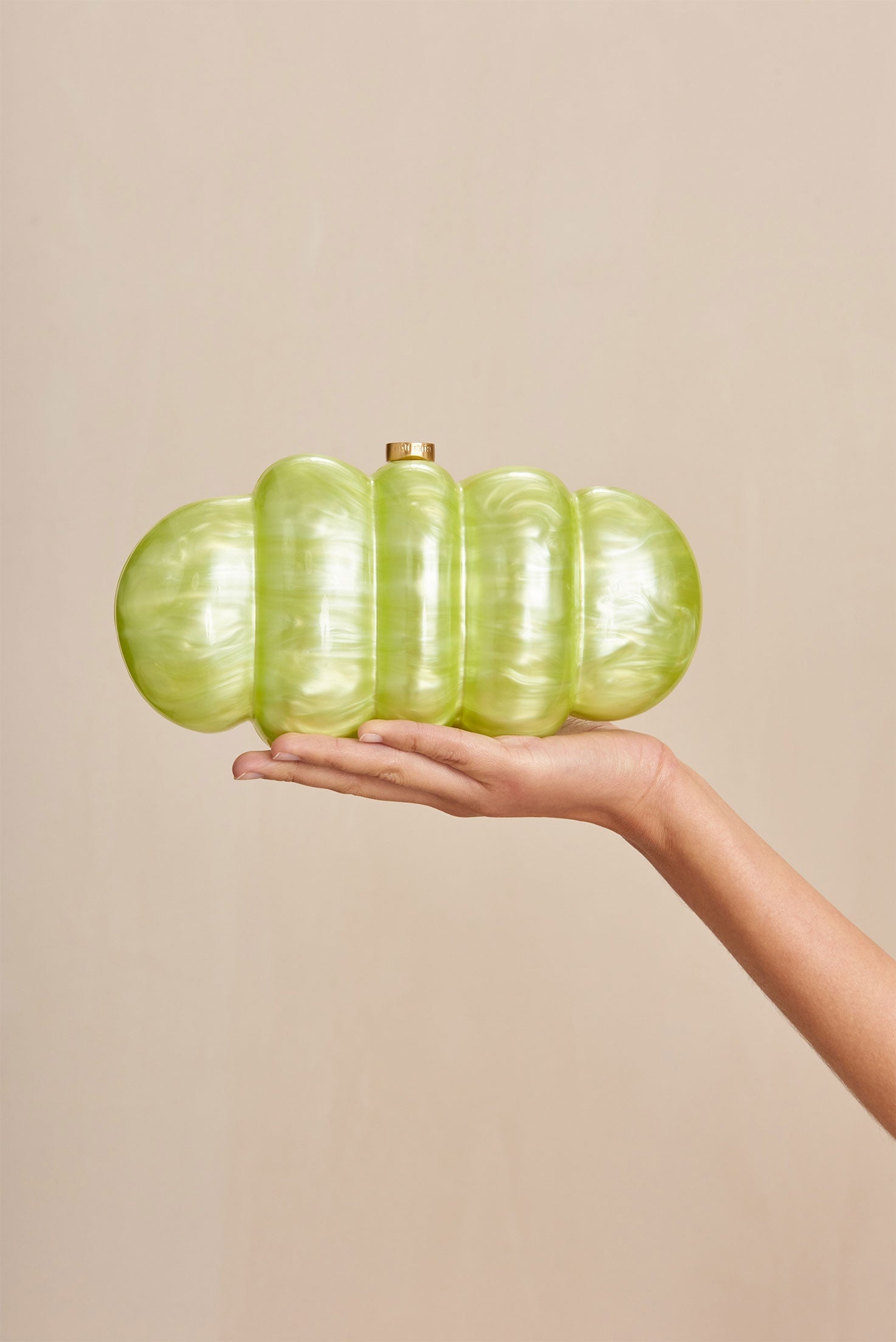 PUFFER CLUTCH - 4