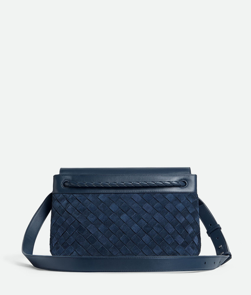 Bottega Veneta Small Andiamo Messenger outlook