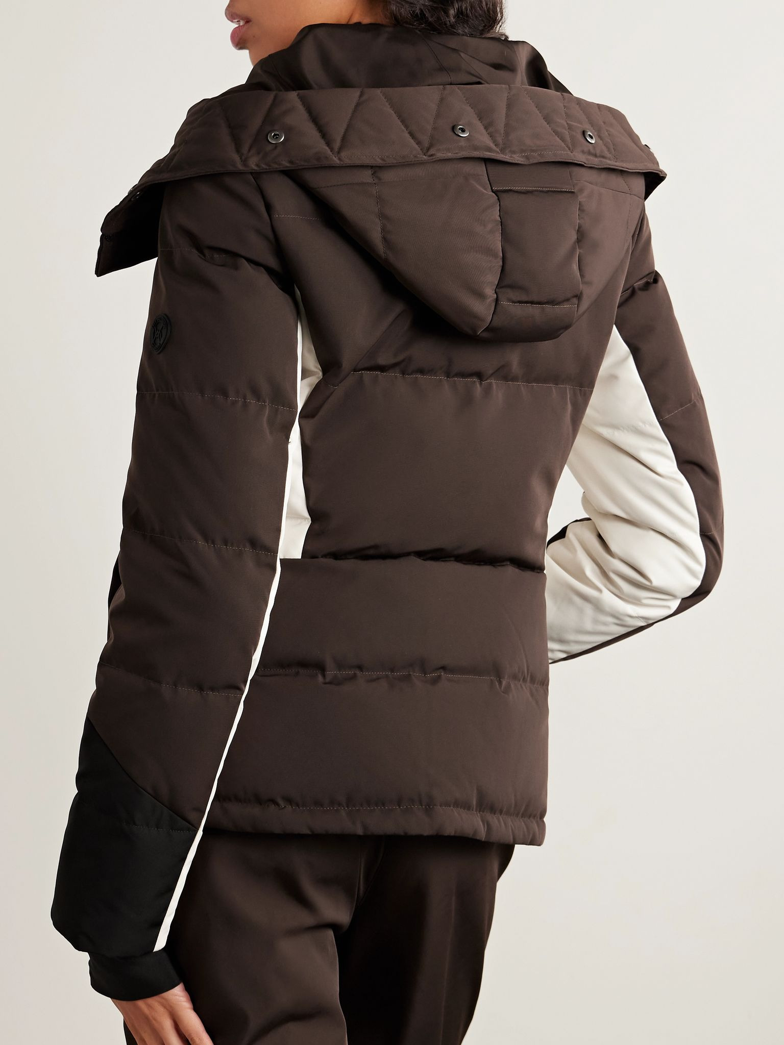 Shearling-trimmed color-block padded shell ski jacket Brown - 6