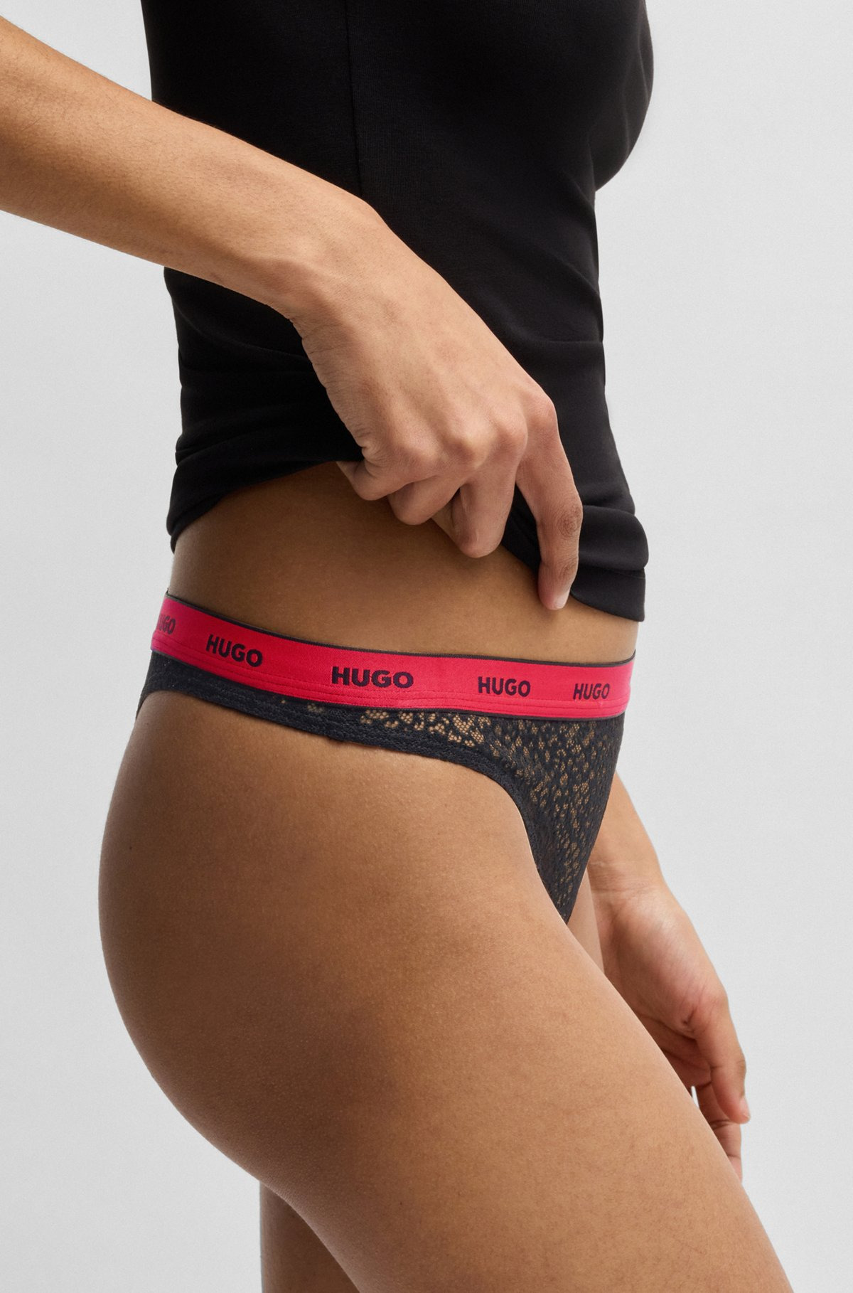THREE-PACK OF THONGS IN STRETCH LACE - 4