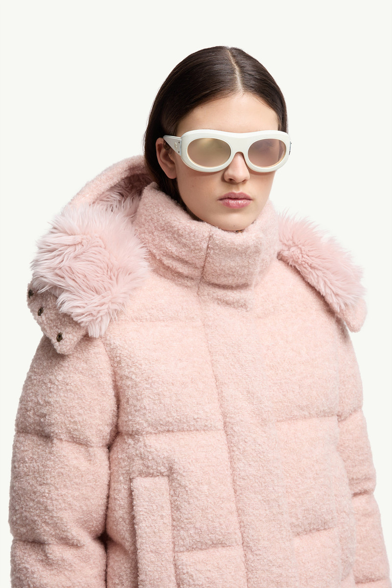 Moncler Ramillon Oval Sunglasses outlook