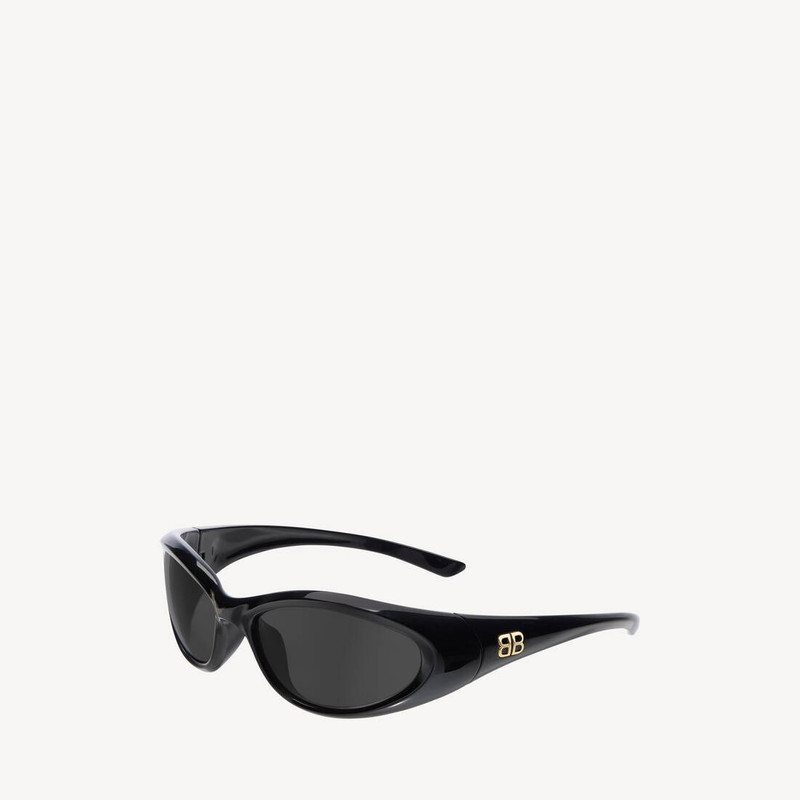 Sporty B Round Af Sunglasses in Black 4