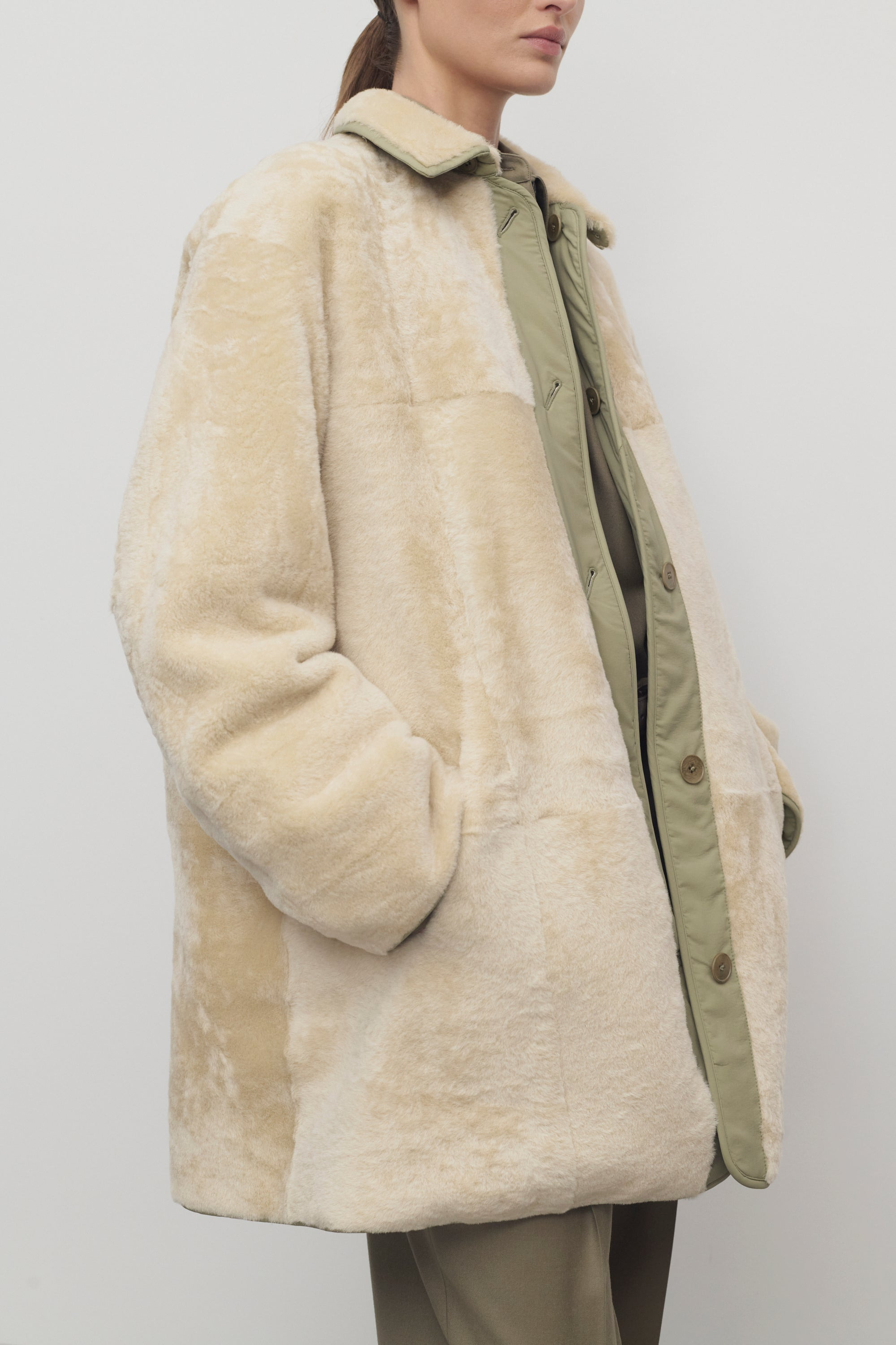 Aurelia Coat in Shearling and Nylon - 7