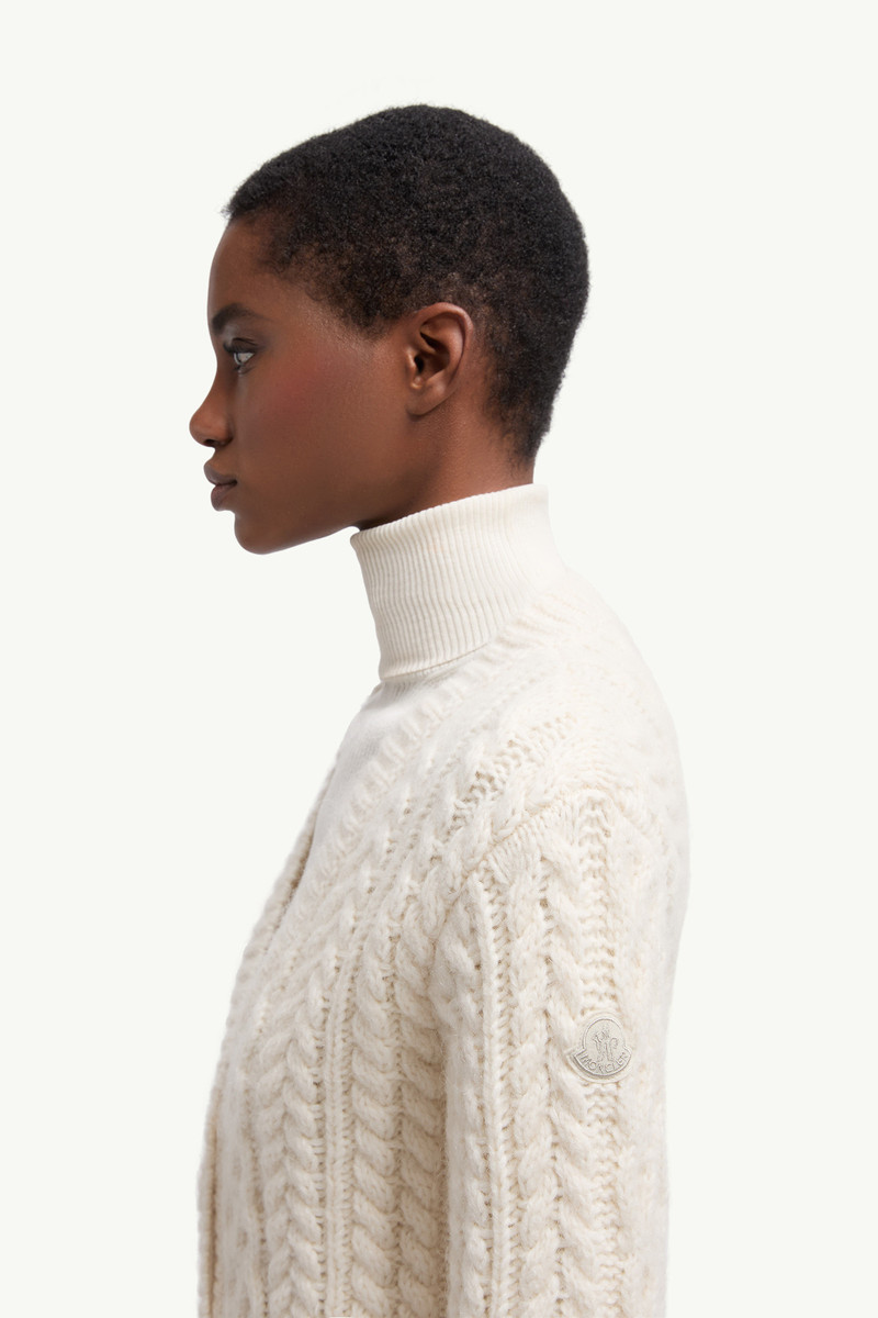 Alpaca Blend V-Neck Cardigan 4