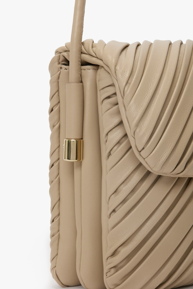 Victoria Beckham Soft Dorian Bag In Sand Pleated Leather outlook