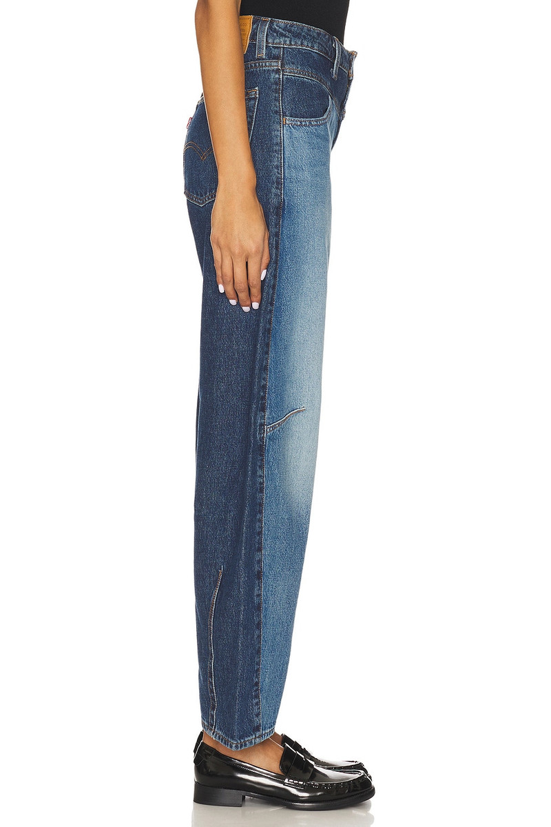 Levi's Barrel Saddle Back Jeans outlook