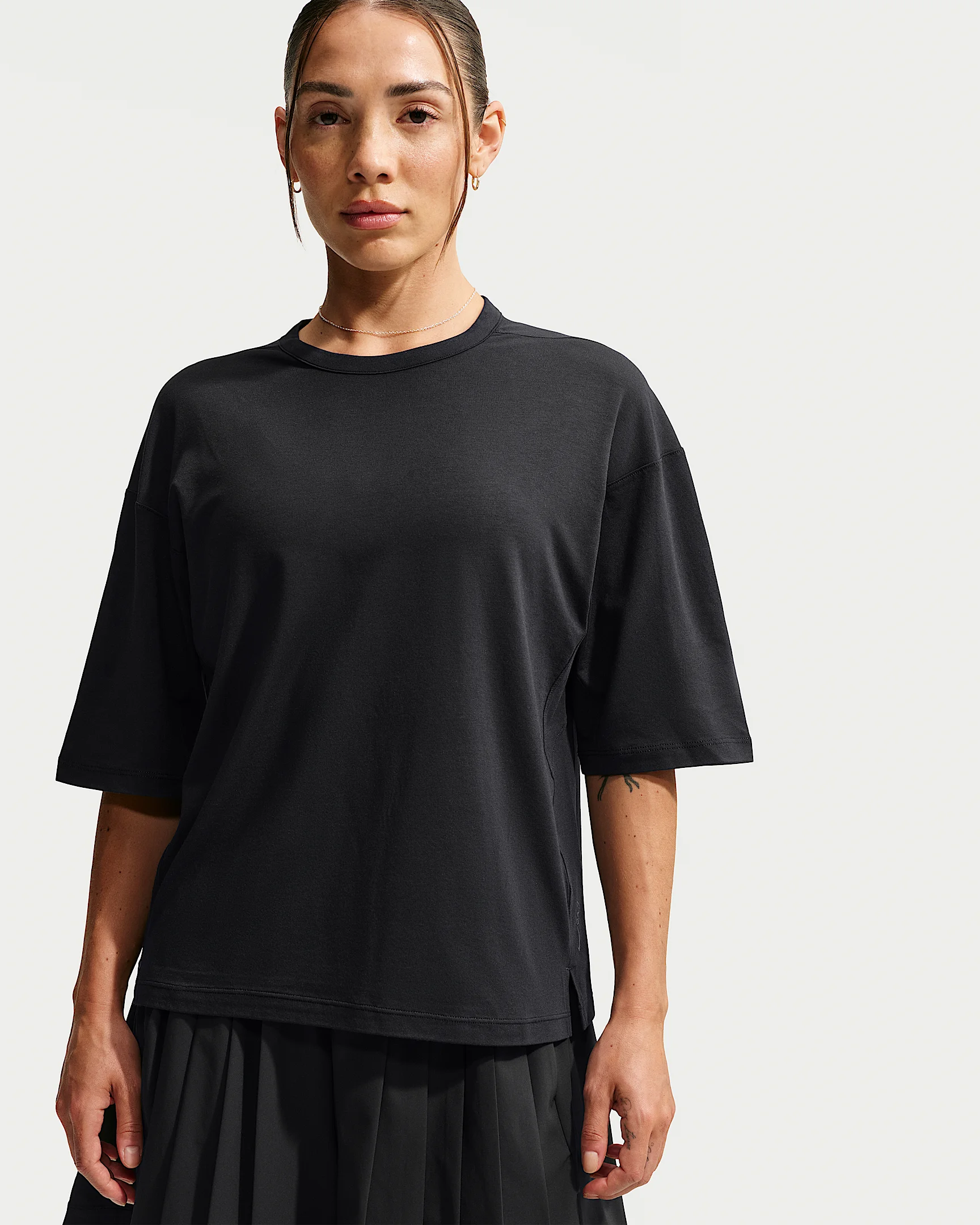 Nike 24.7 ImpossiblySoft Light Women's Dri-FIT Short-Sleeve T-Shirt - 1