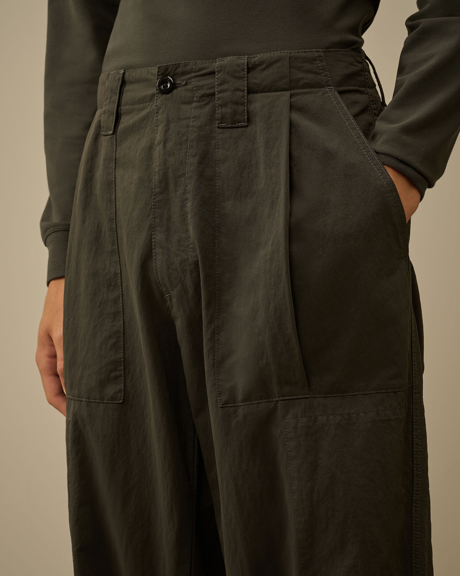 Diagonal Flatt Nylon Loose Pants - 5