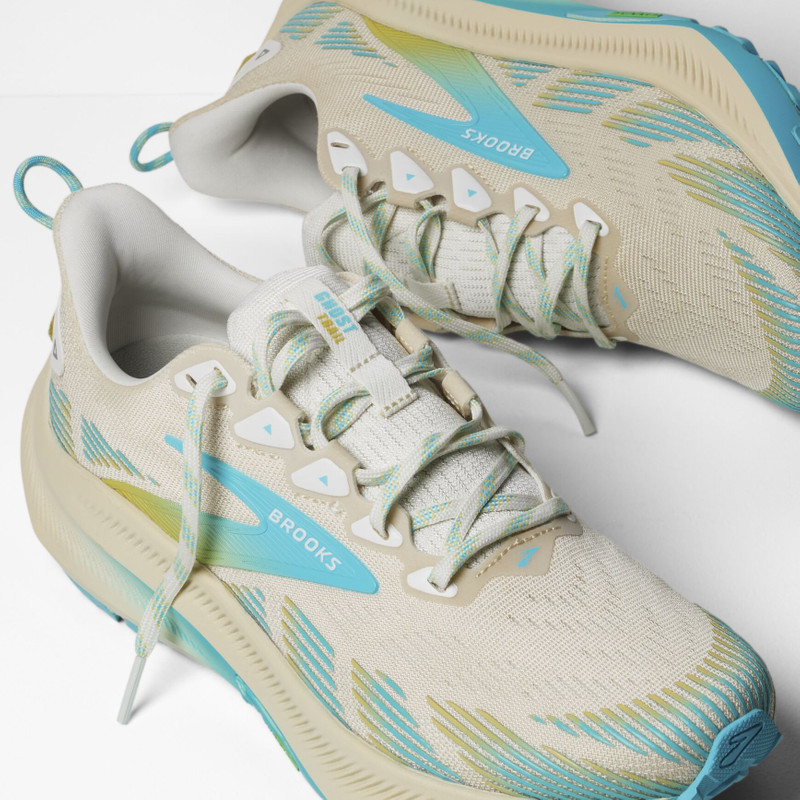 BROOKS Ghost Trail outlook